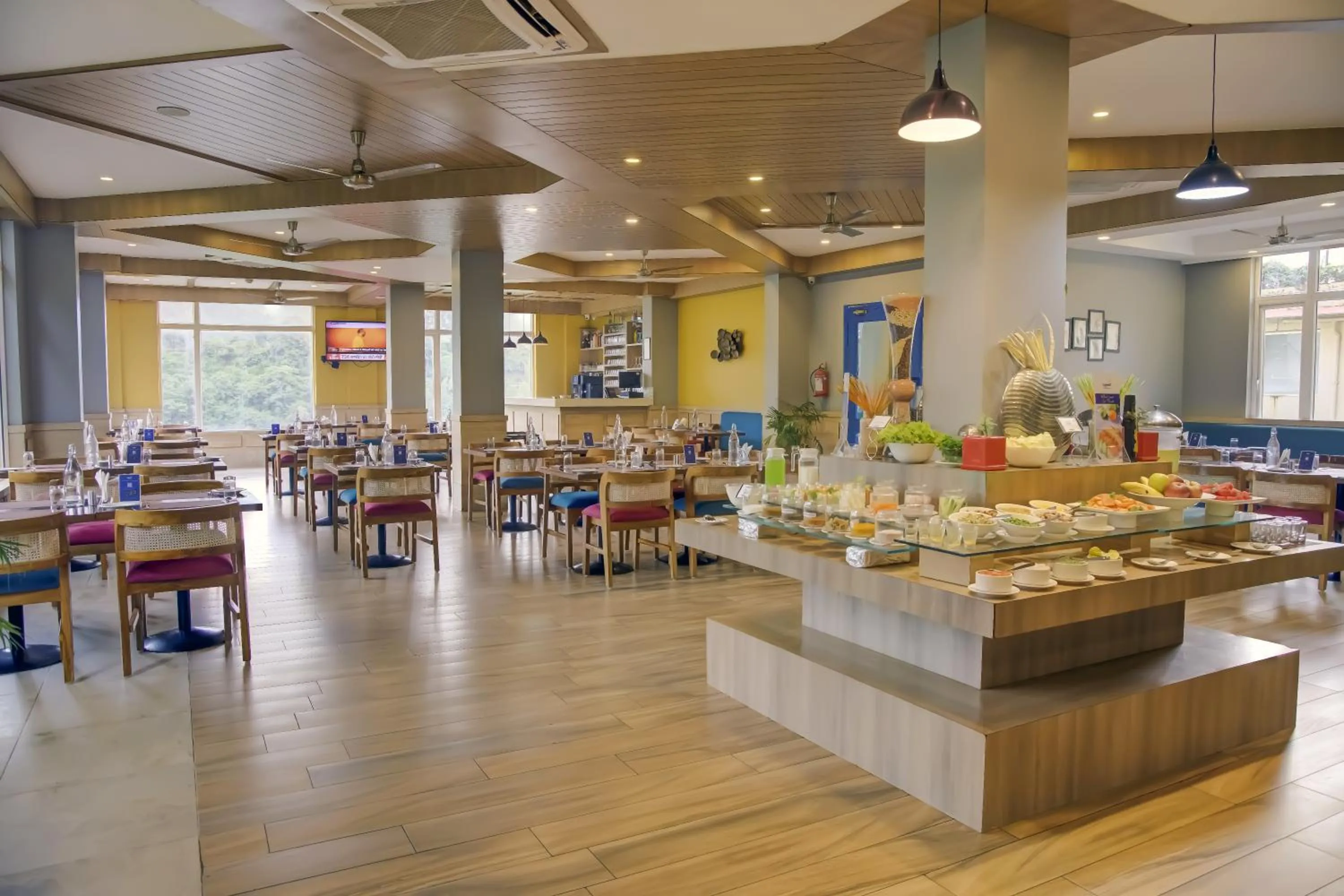 Restaurant/places to eat in Cygnett Resort Mountain Breeze