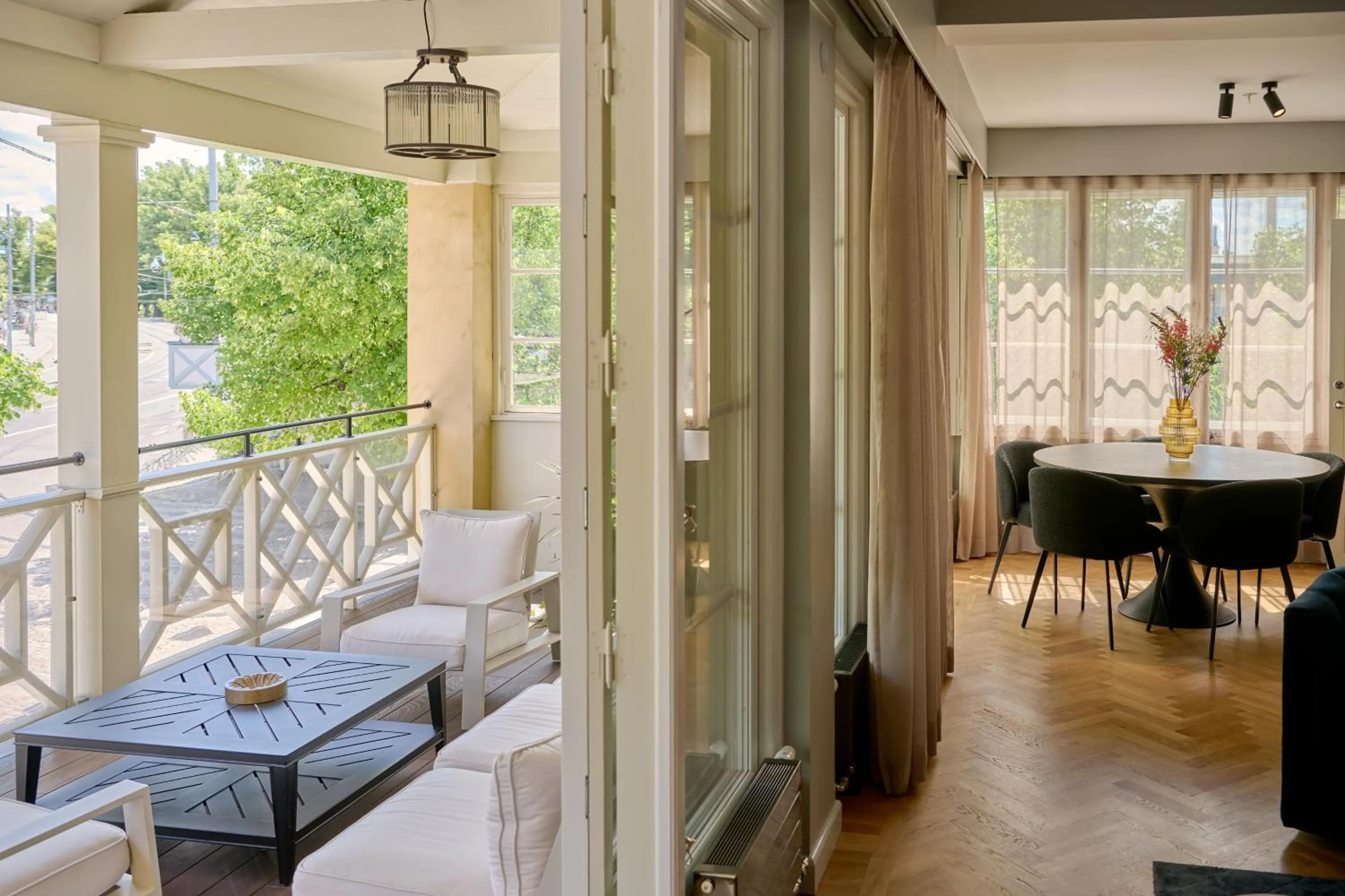 Balcony/Terrace, Dining Area in Pop House Hotel
