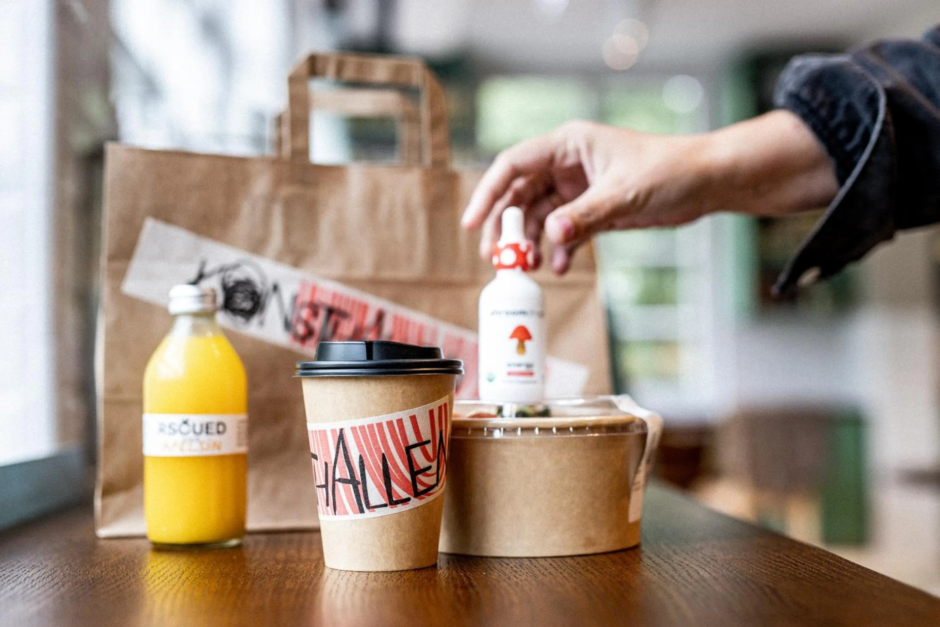 Food and drinks in Pop House Hotel