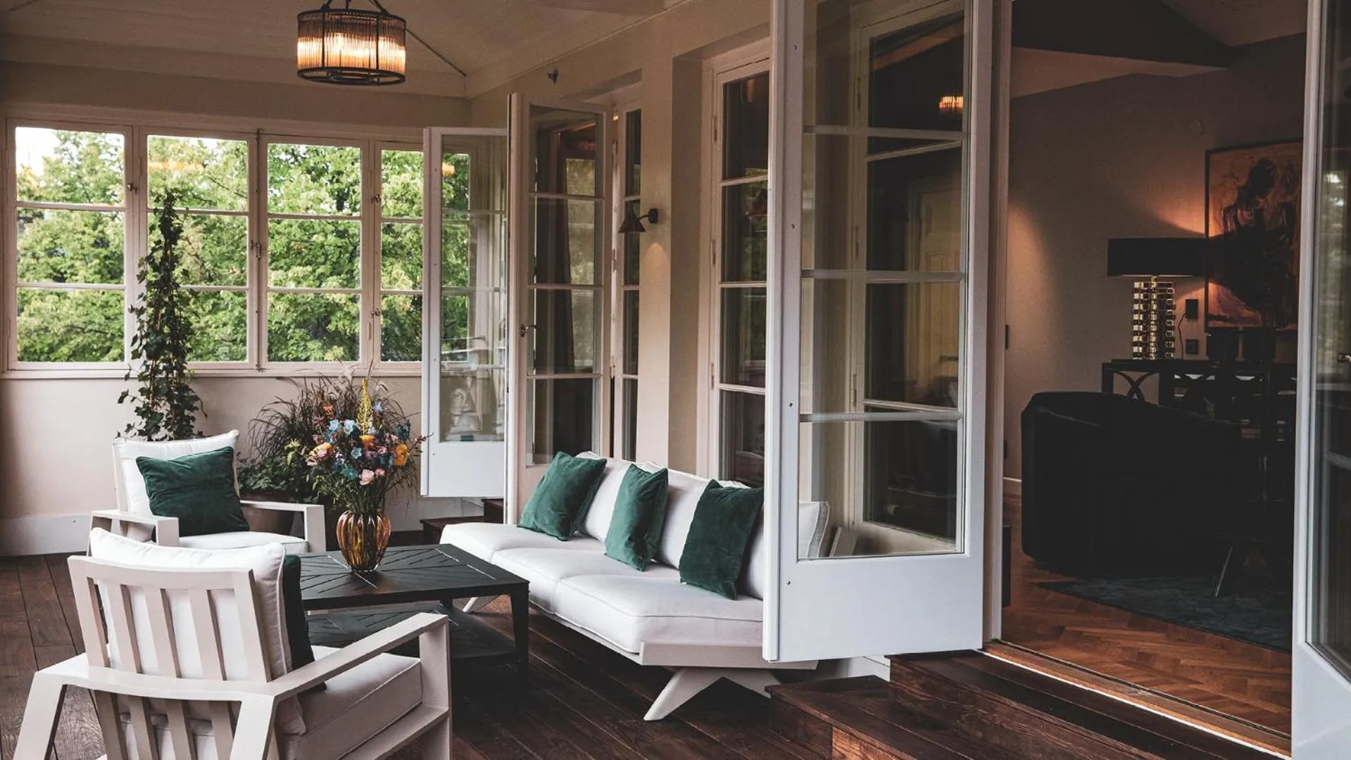 Patio in Pop House Hotel