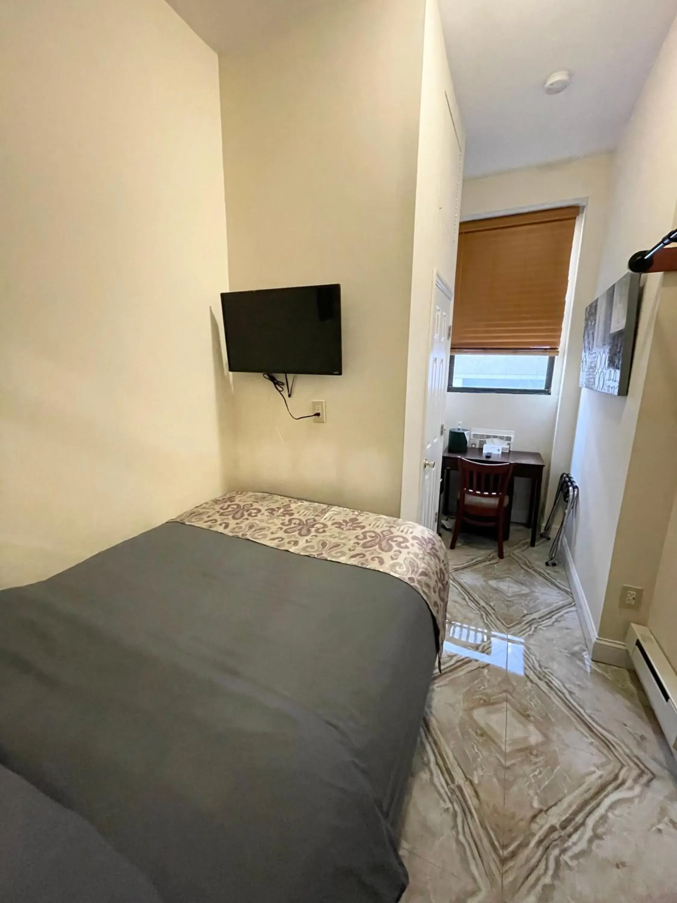 Photo of the whole room, Bed in Da Vinci Hotel Photo of the whole room, Bed in Da Vinci Hotel