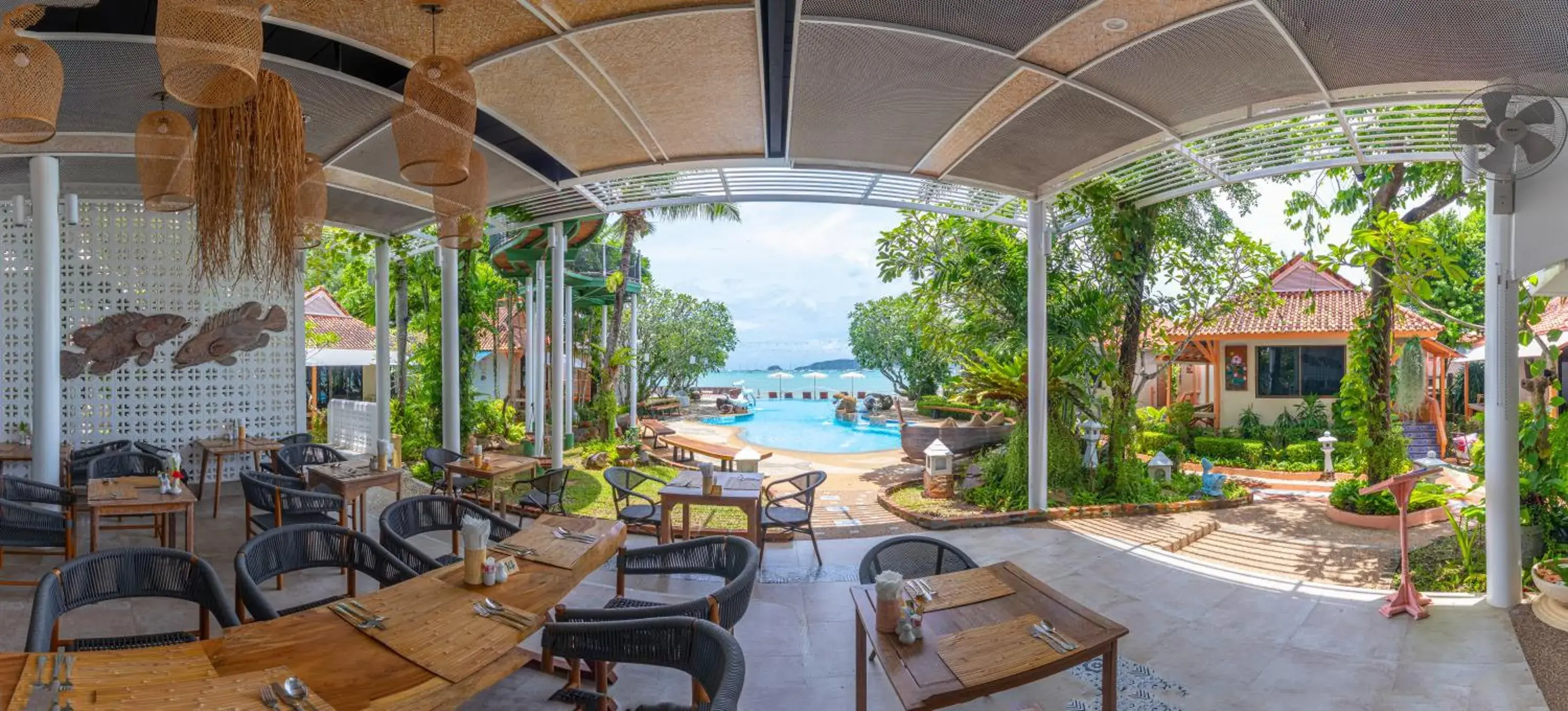 Restaurant/places to eat in Aochalong Villa Resort & Spa - SHA Plus Restaurant/places to eat in Aochalong Villa Resort & Spa - SHA Plus