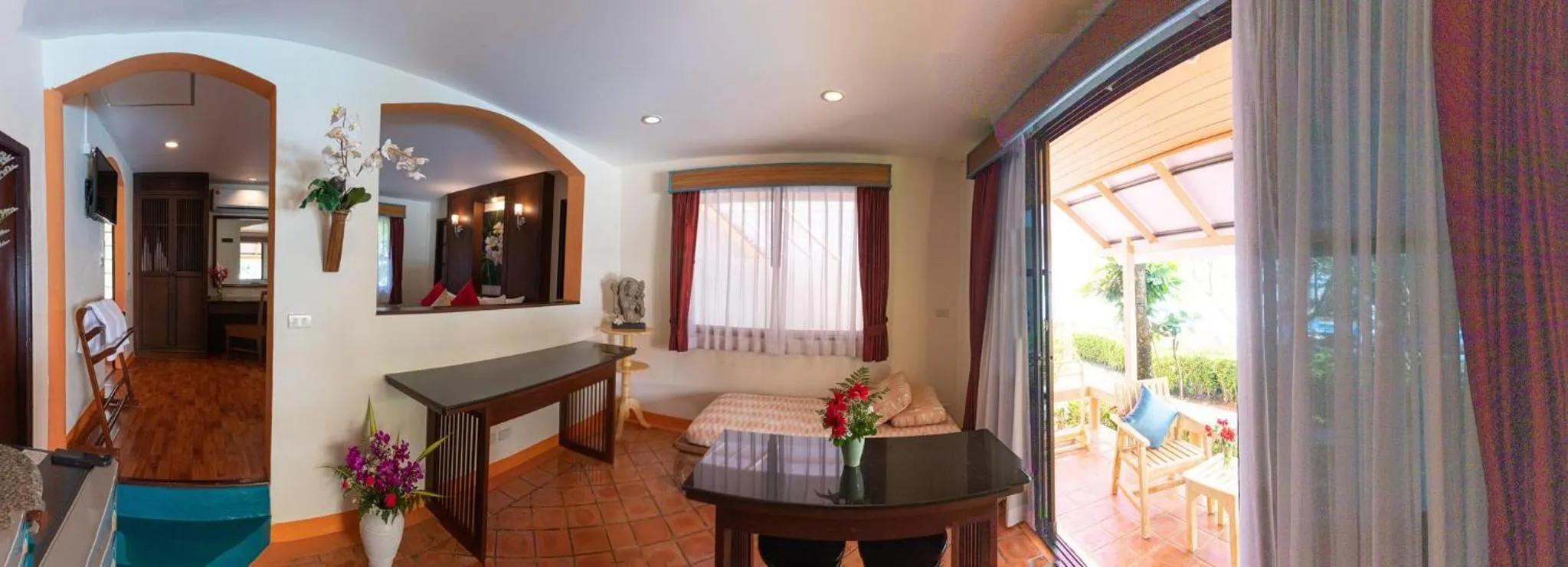 Photo of the whole room, Bed in Aochalong Villa Resort & Spa - SHA Plus