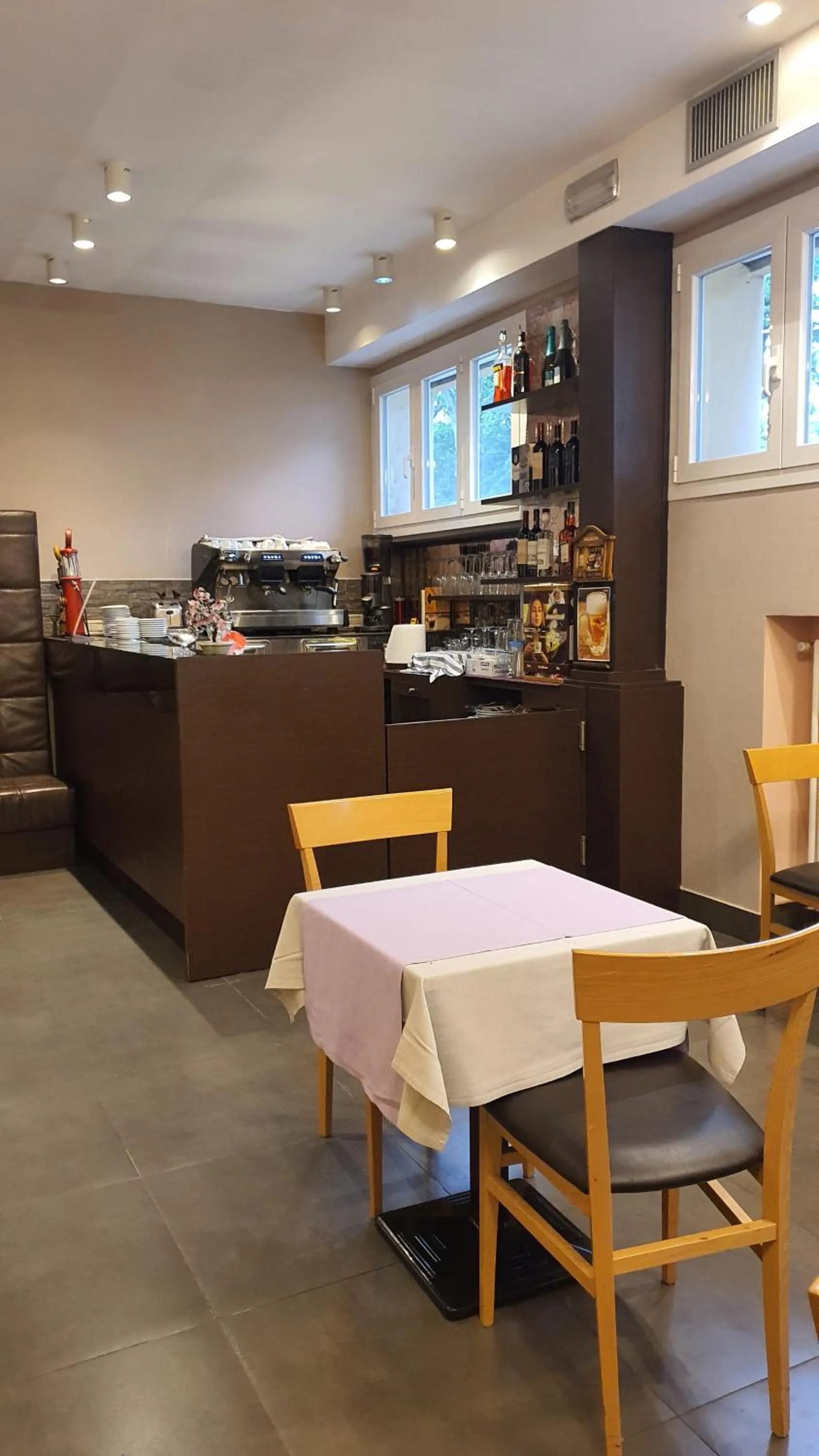 Communal lounge/ TV room in Hotel Laguna Residence