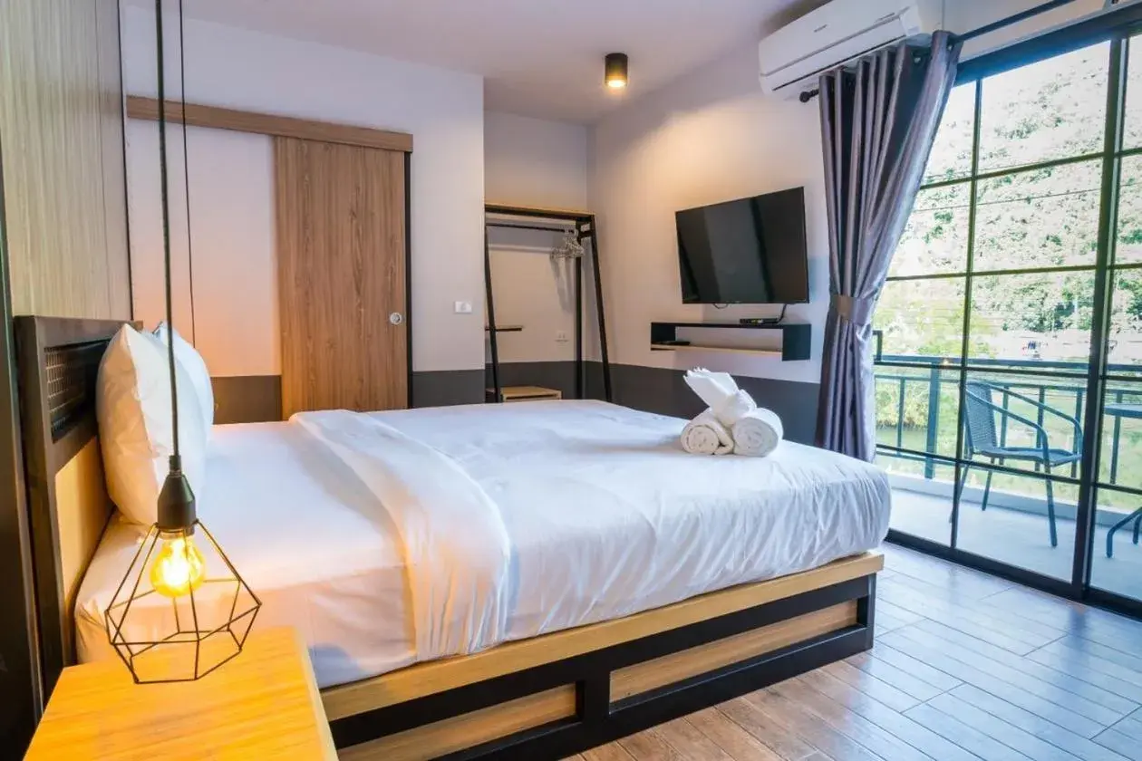 Bed in PP GRAND KAMALA HOTEL-SHA Extra Plus Bed in PP GRAND KAMALA HOTEL-SHA Extra Plus