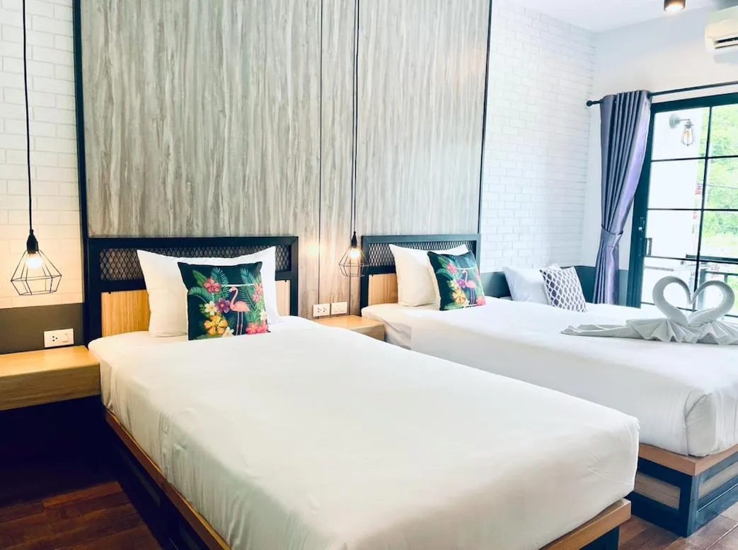 Bed in PP GRAND KAMALA HOTEL-SHA Extra Plus