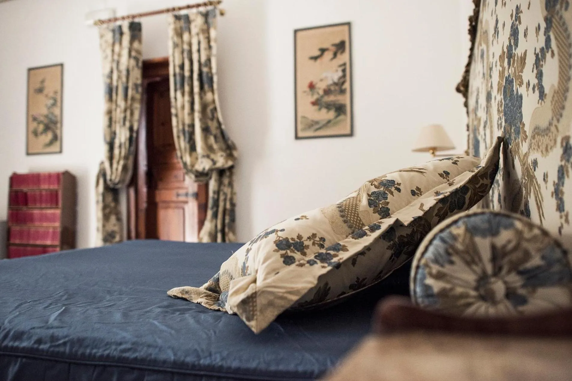 Bed in Villa delle Querce Resort