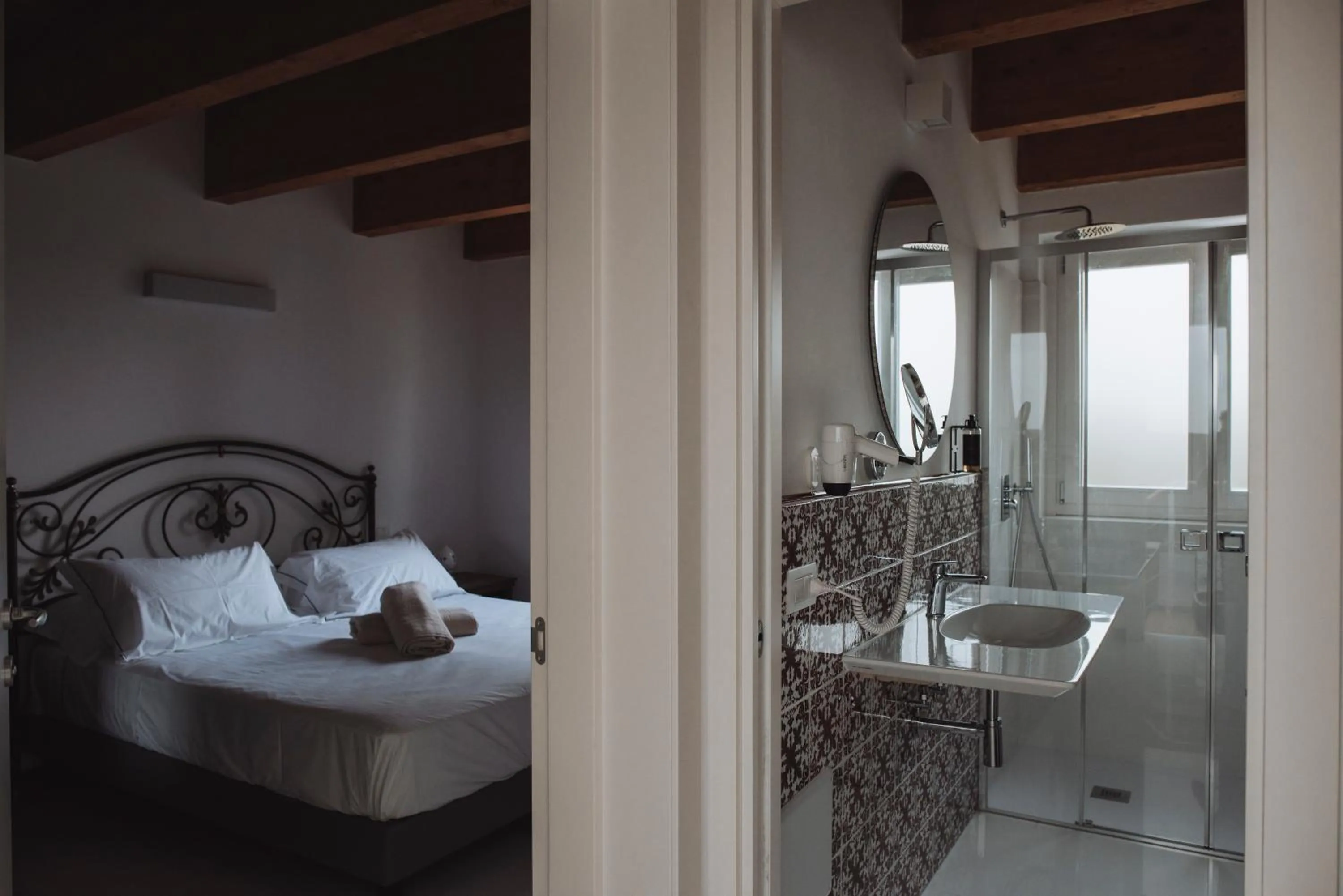 Bedroom, Bed in Villa delle Querce Resort