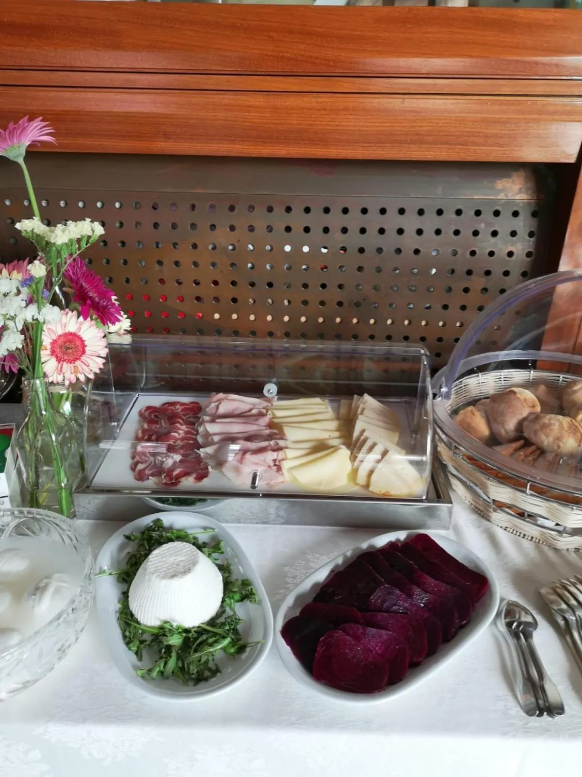 Breakfast in Villa delle Querce Resort