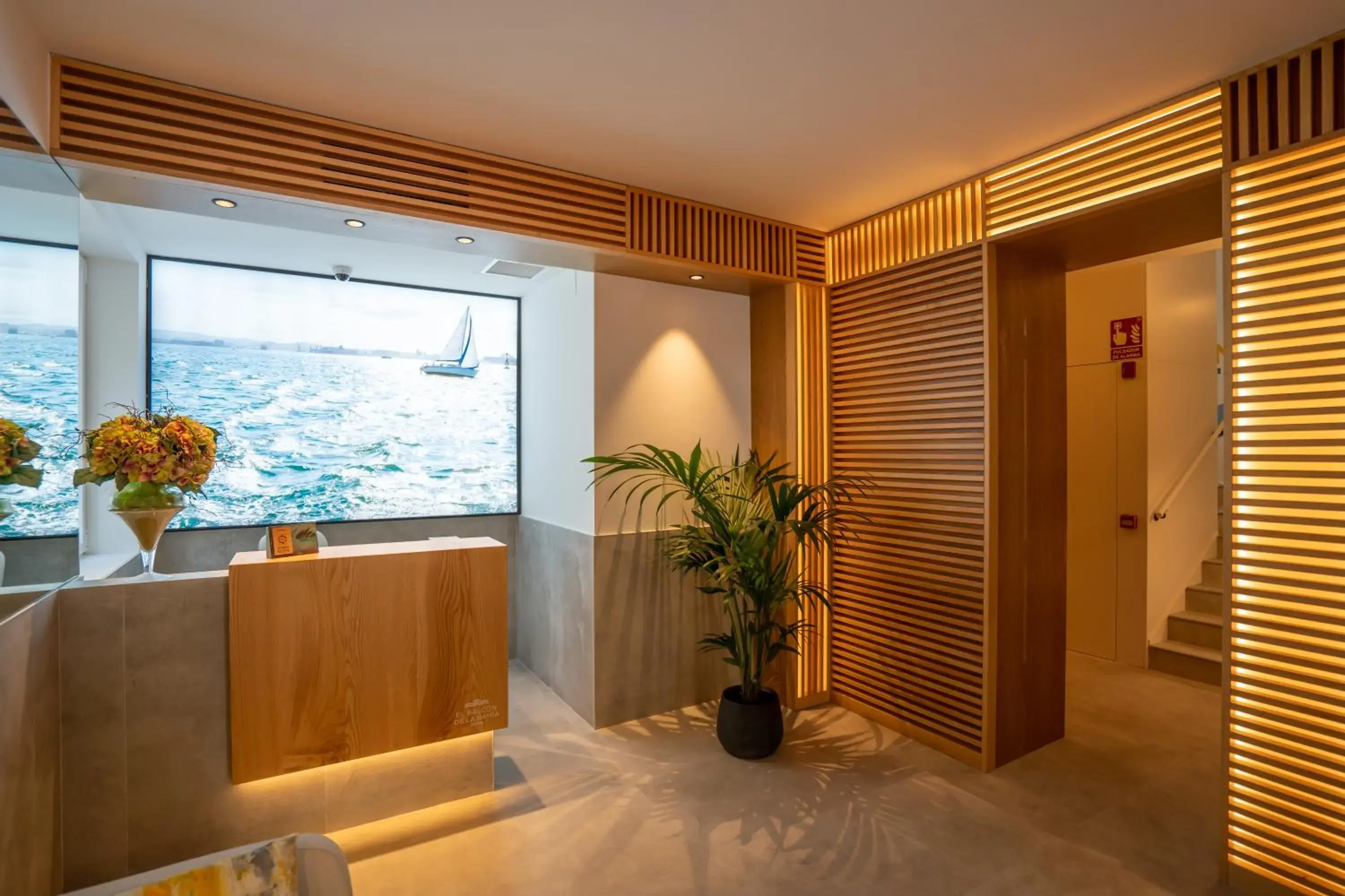 Lobby or reception in Sercotel El Balcón de la Bahía Suites Lobby or reception in Sercotel El Balcón de la Bahía Suites