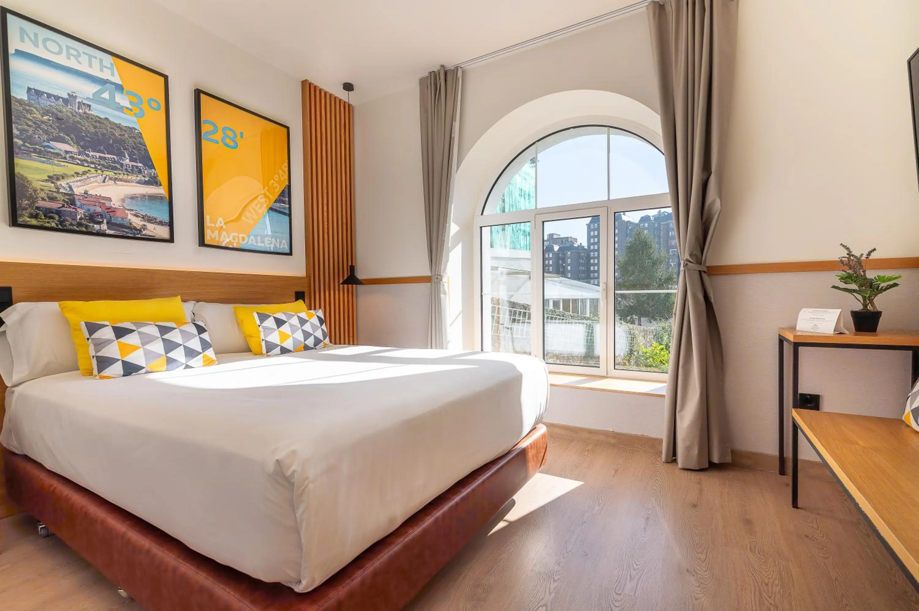 Bedroom, Bed in Sercotel El Balcón de la Bahía Suites