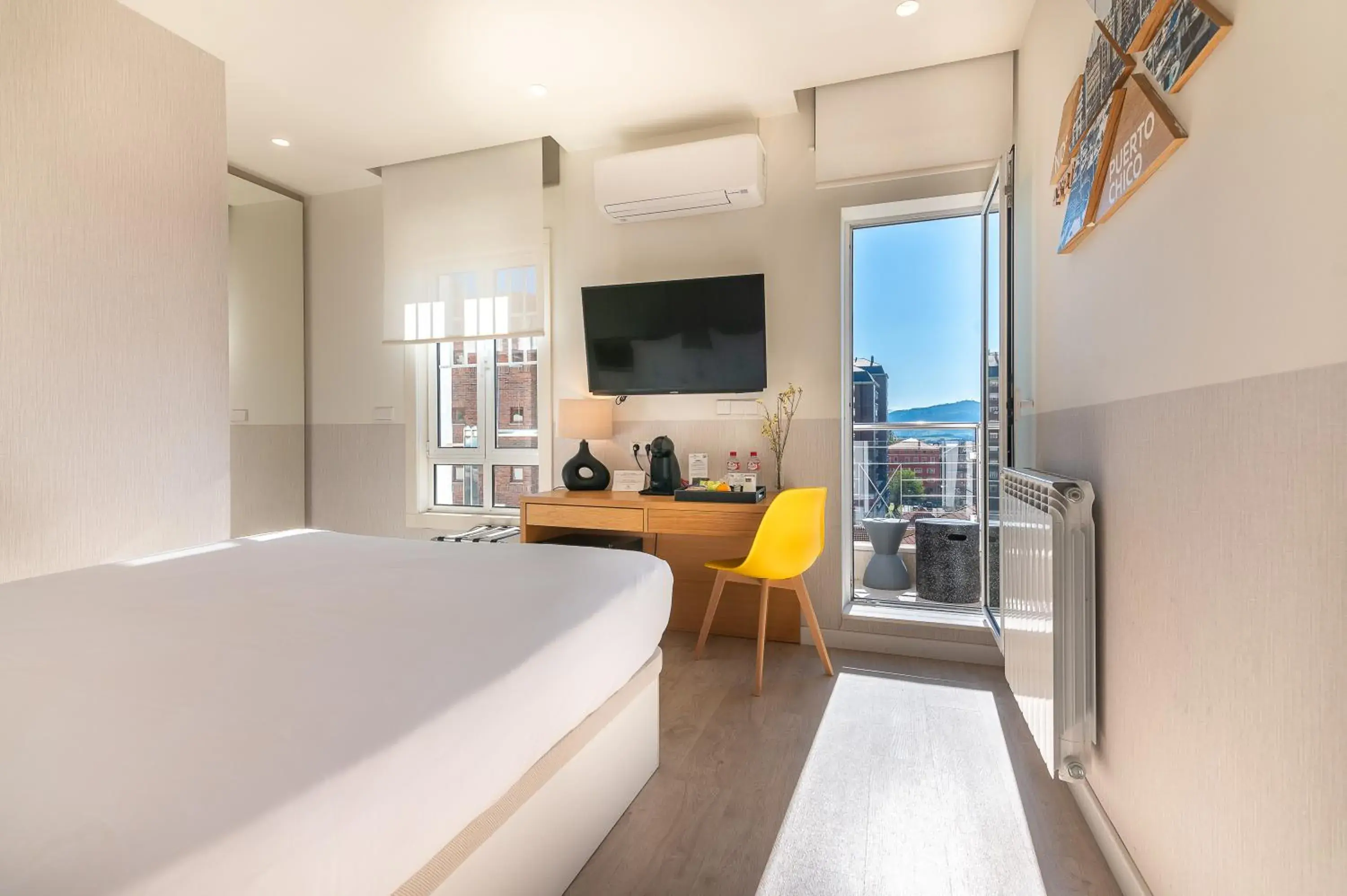 Bedroom, Bed in Sercotel El Balcón de la Bahía Suites Bedroom, Bed in Sercotel El Balcón de la Bahía Suites