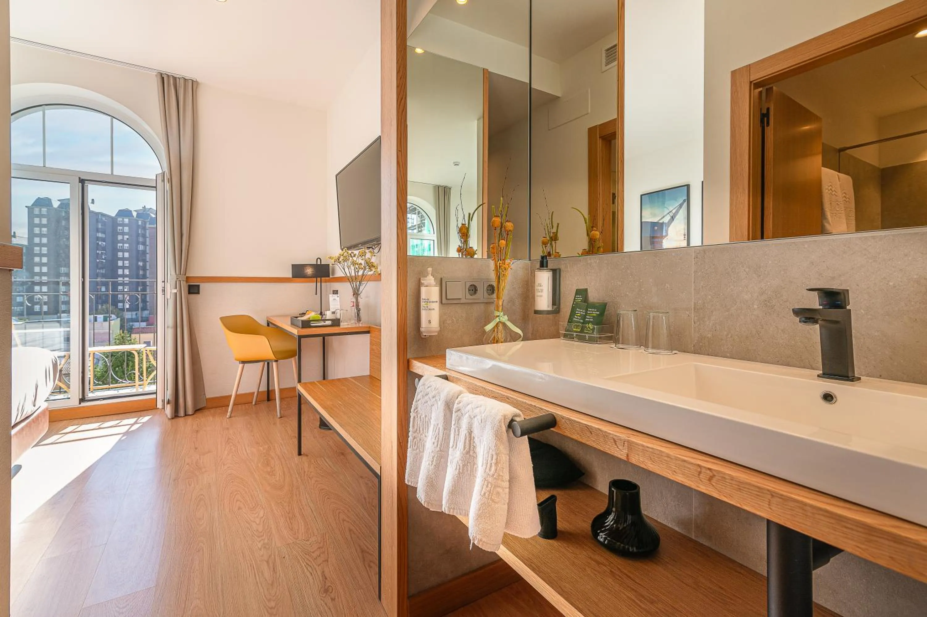 Bedroom in Sercotel El Balcón de la Bahía Suites