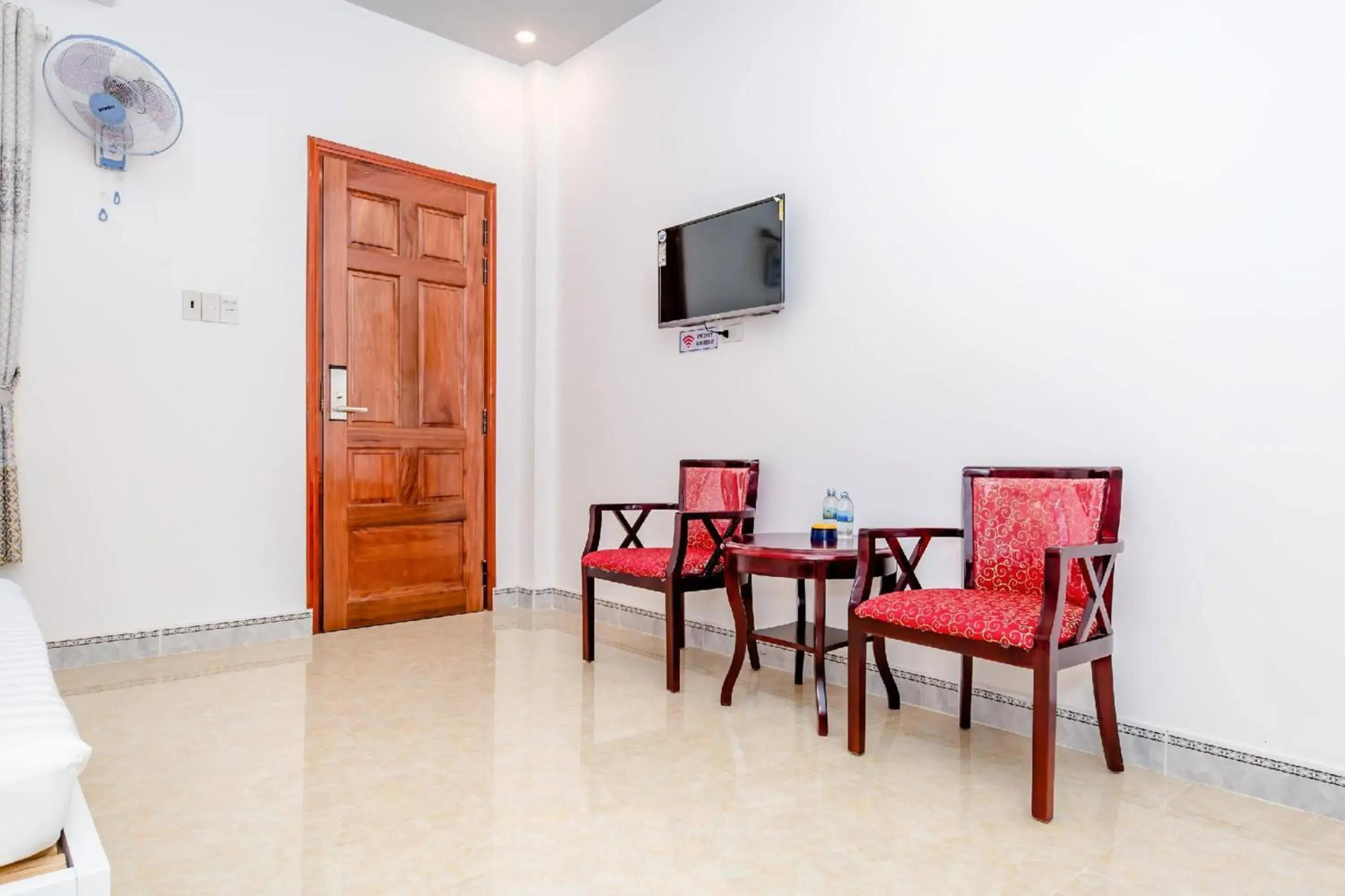 Bedroom in Super OYO 598 Peony Hotel Bedroom in Super OYO 598 Peony Hotel