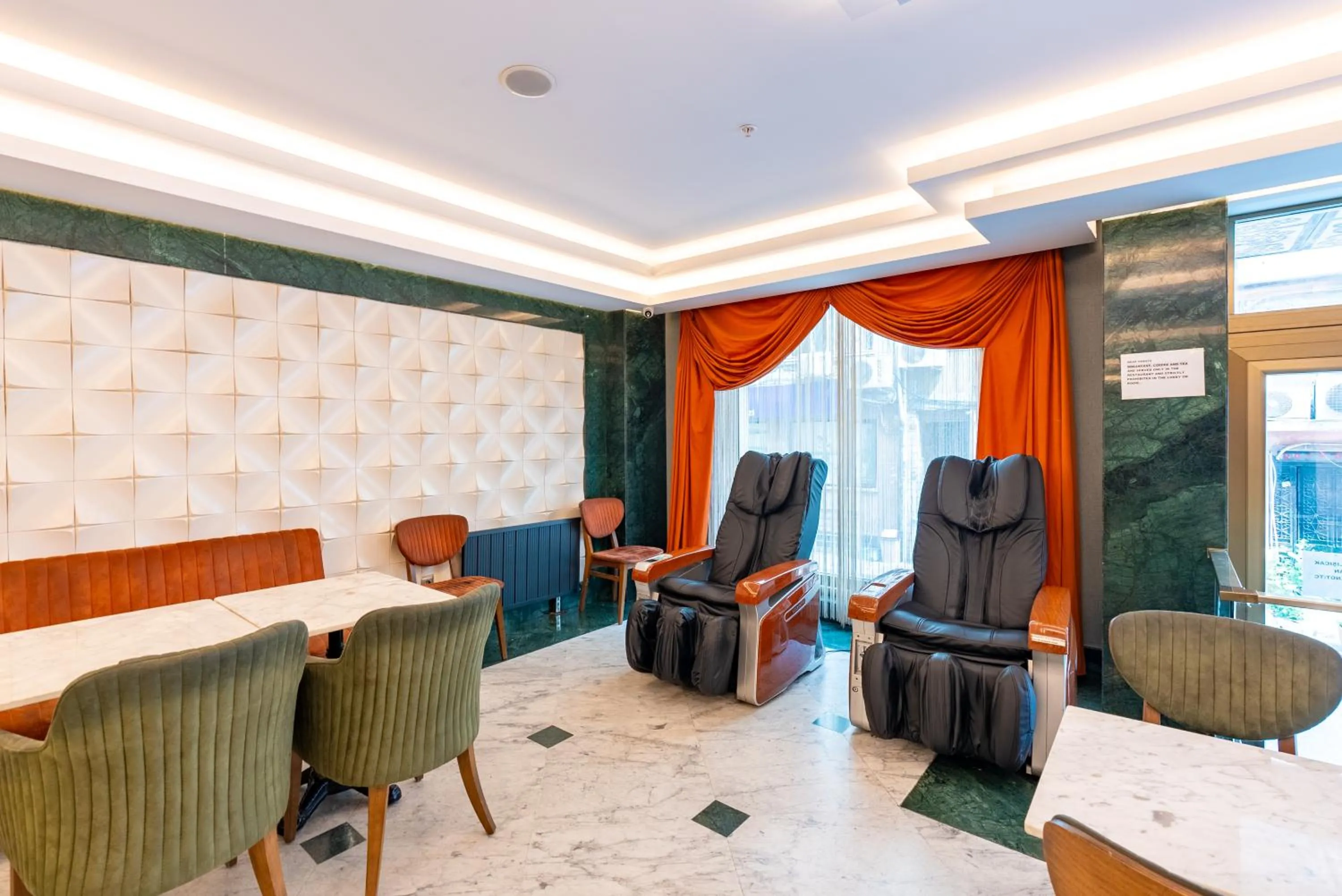 Living room in Valens Hotel Downtown