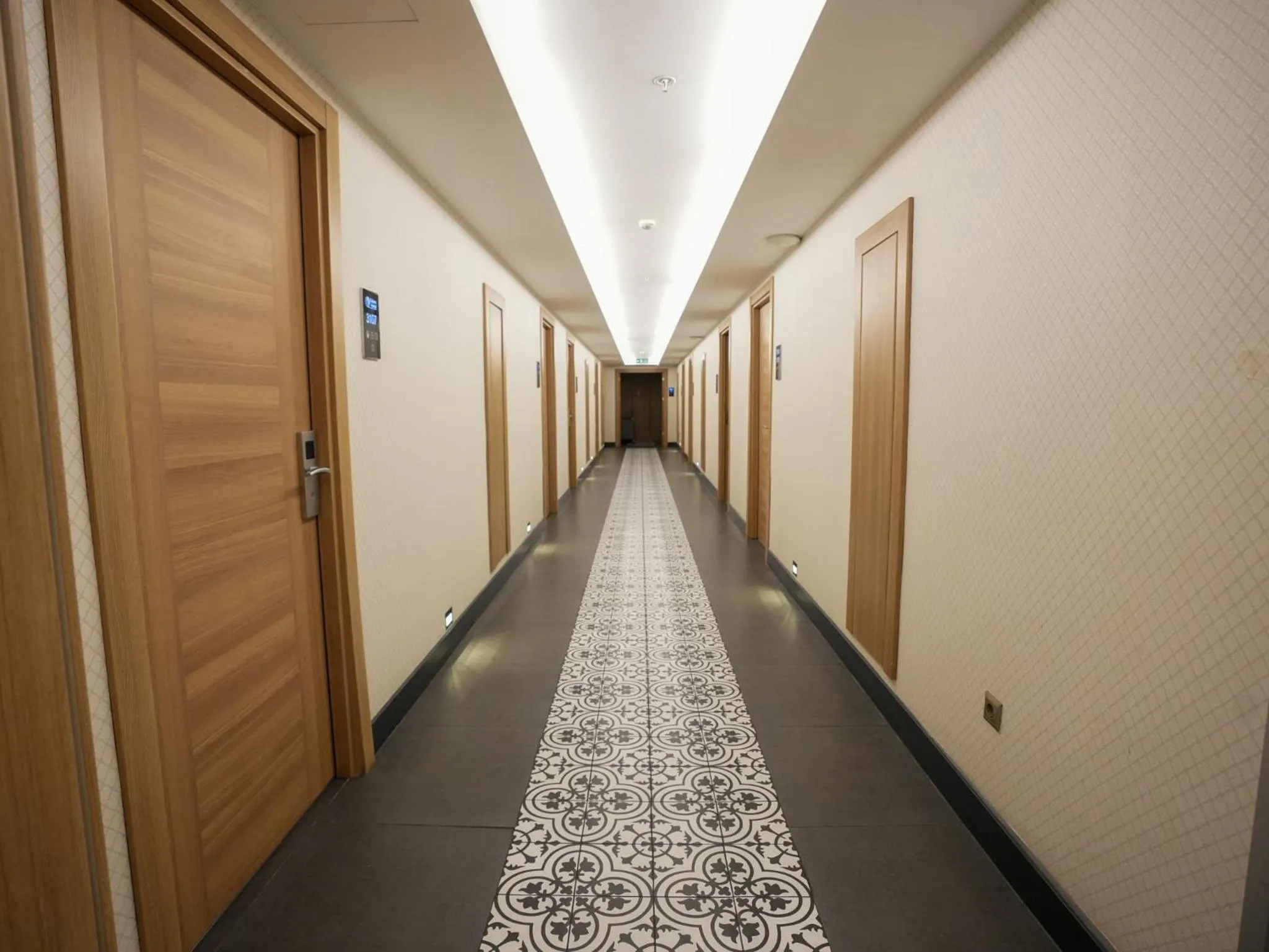 Property building in Valens Hotel Downtown