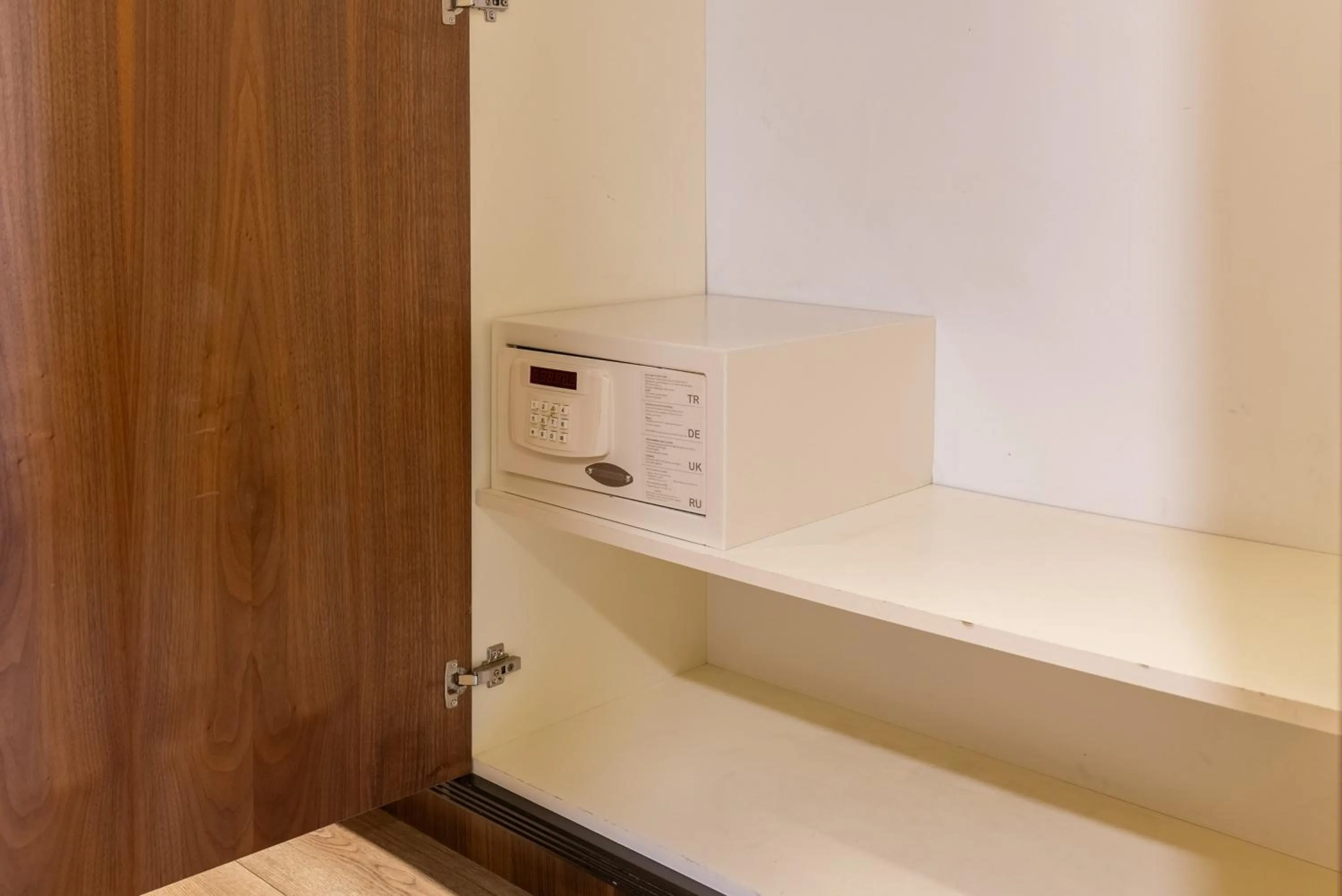 Kitchen or kitchenette in Valens Hotel Downtown