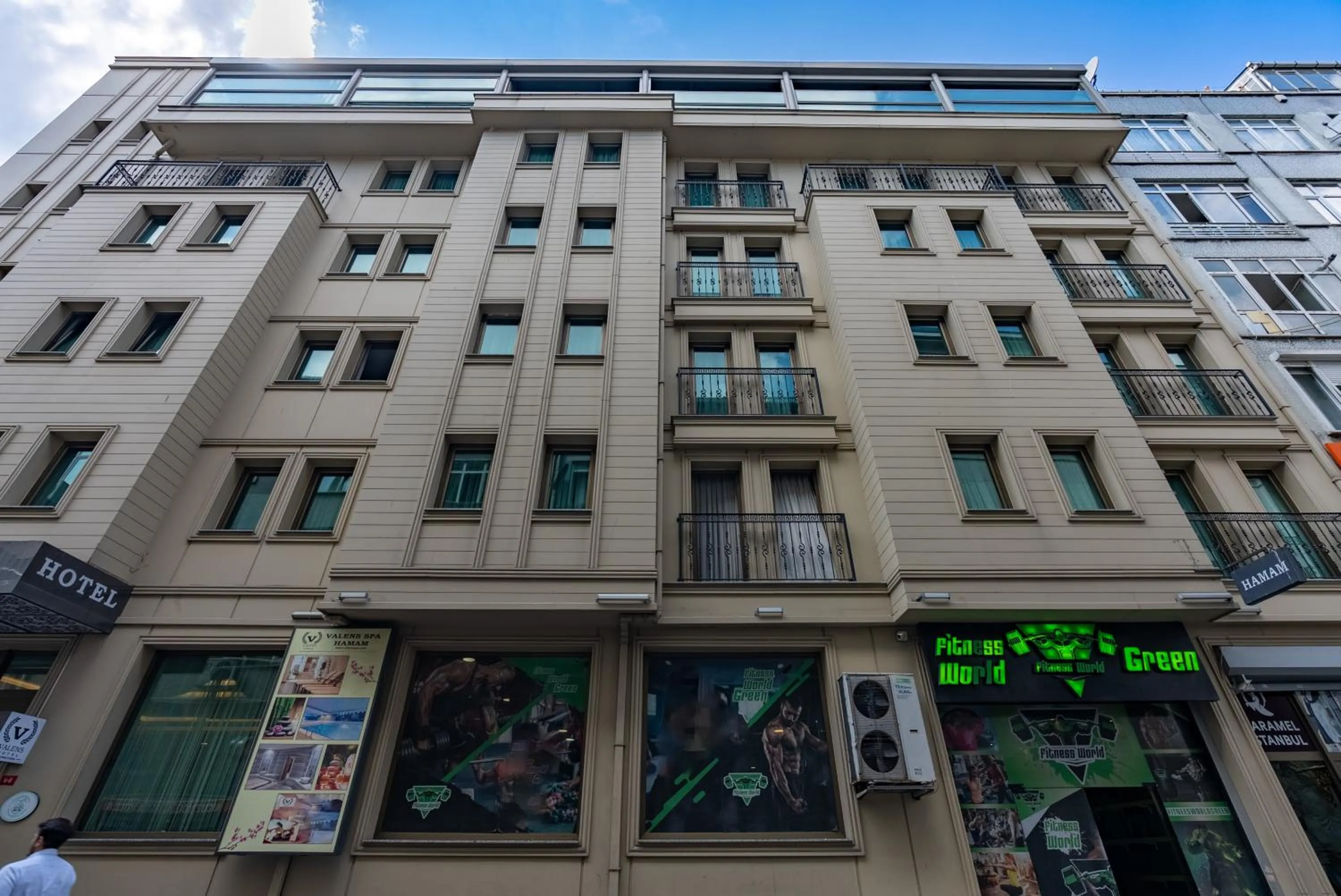 Day in Valens Hotel Downtown