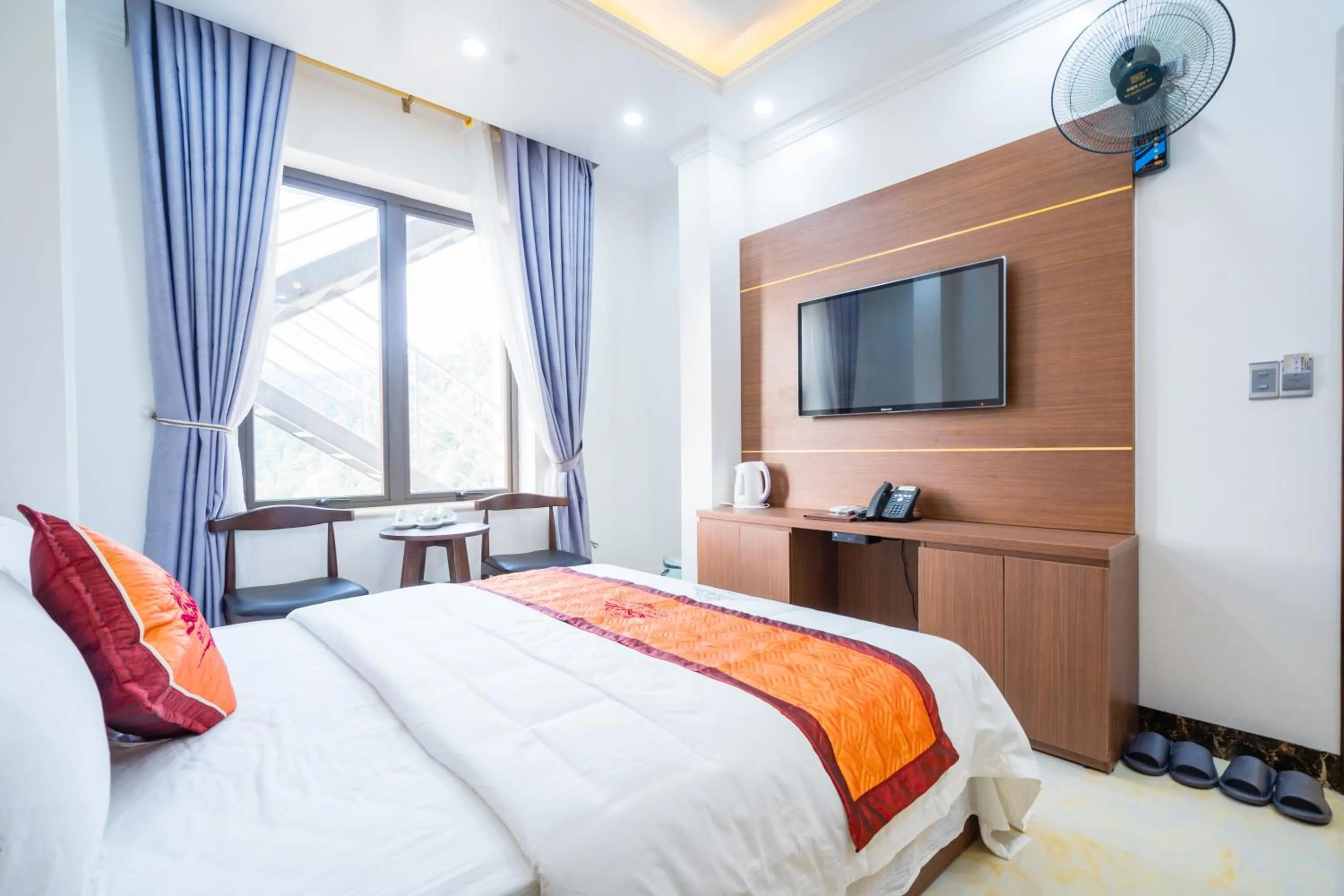 Bed in Đinh Gia Hotel