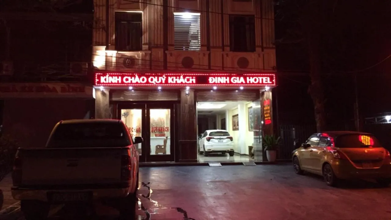 Property building in Đinh Gia Hotel