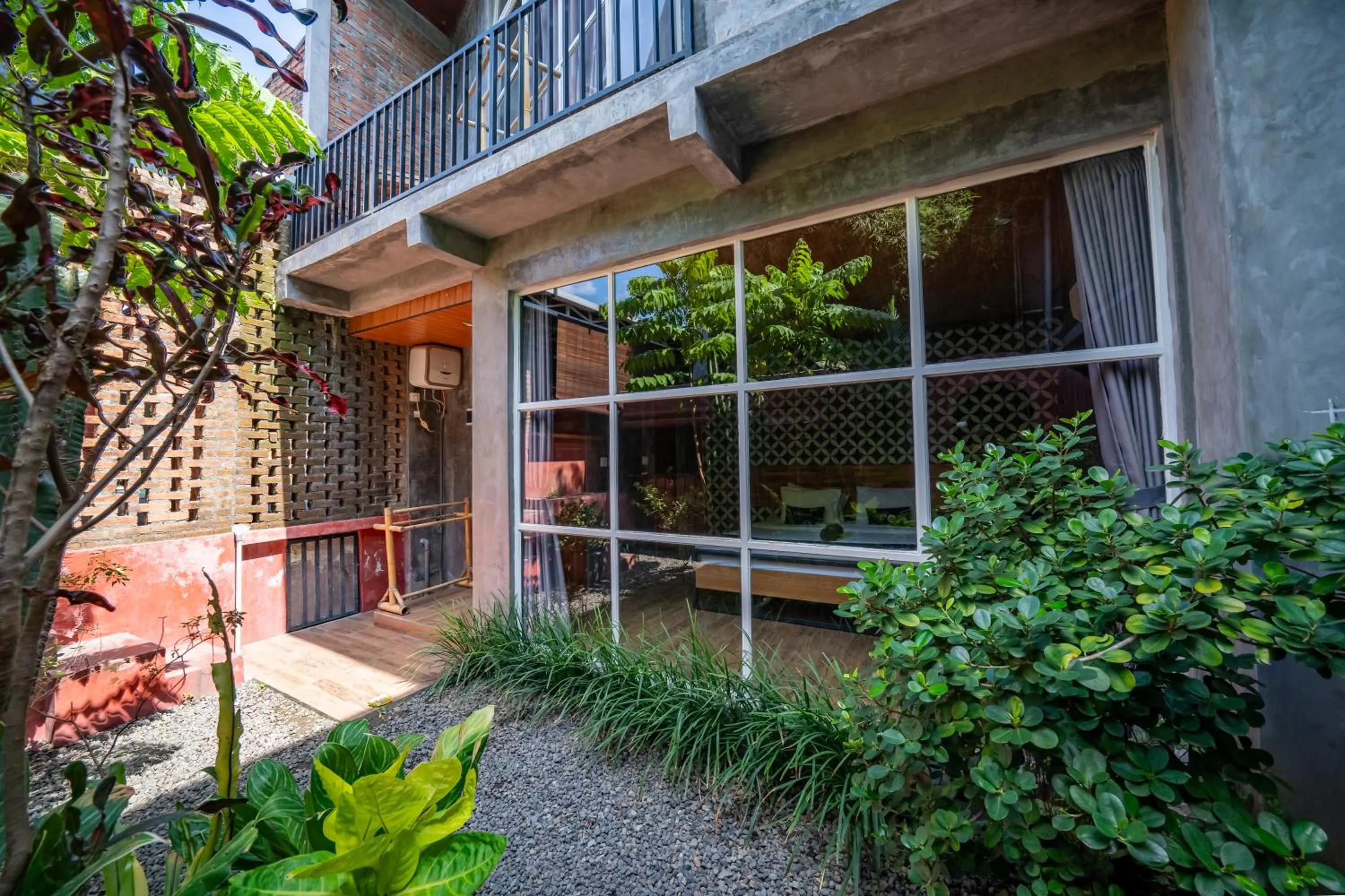 Dedeane Hotel & Yoga Retreat