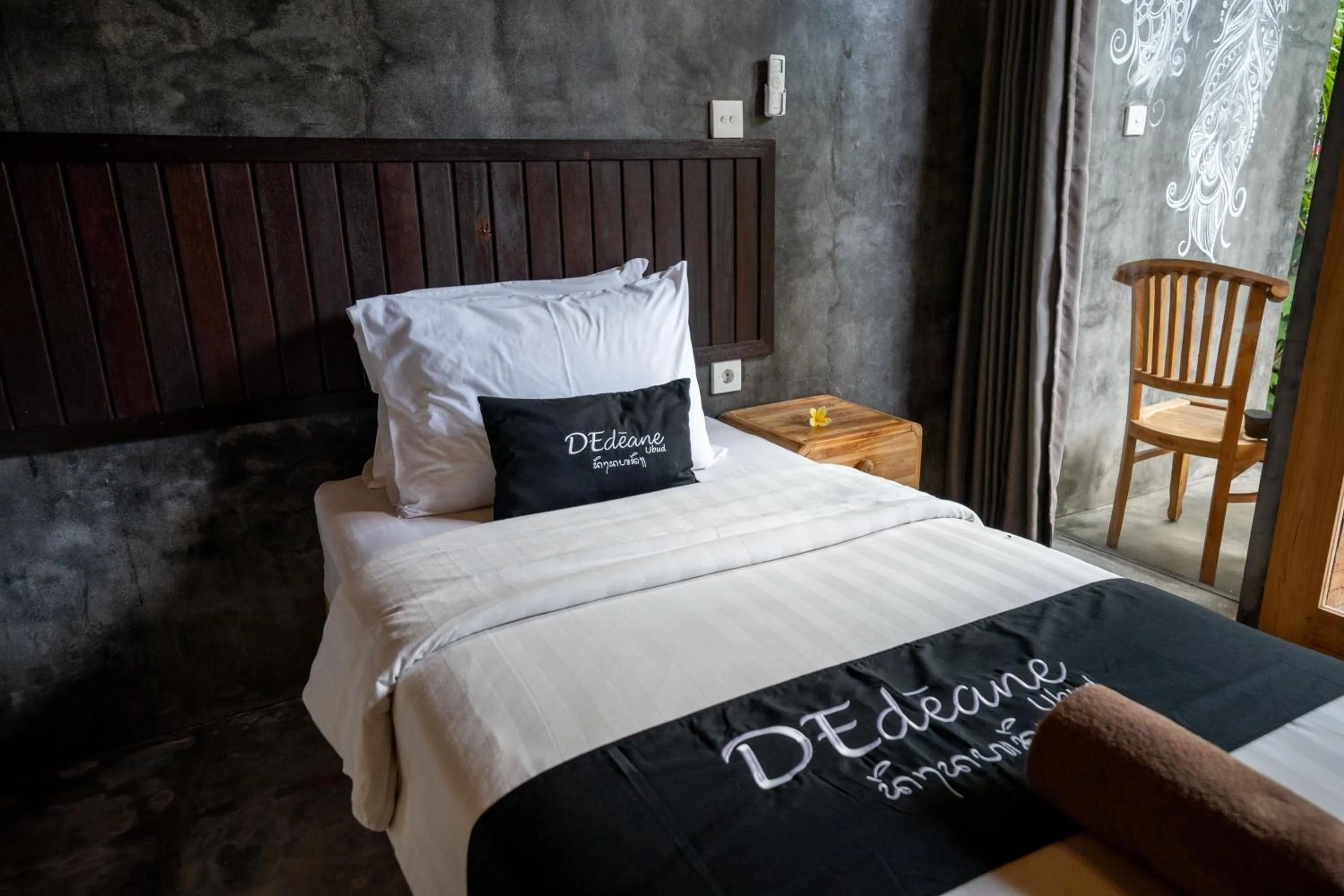 Bed in Dedeane Hotel & Yoga Retreat