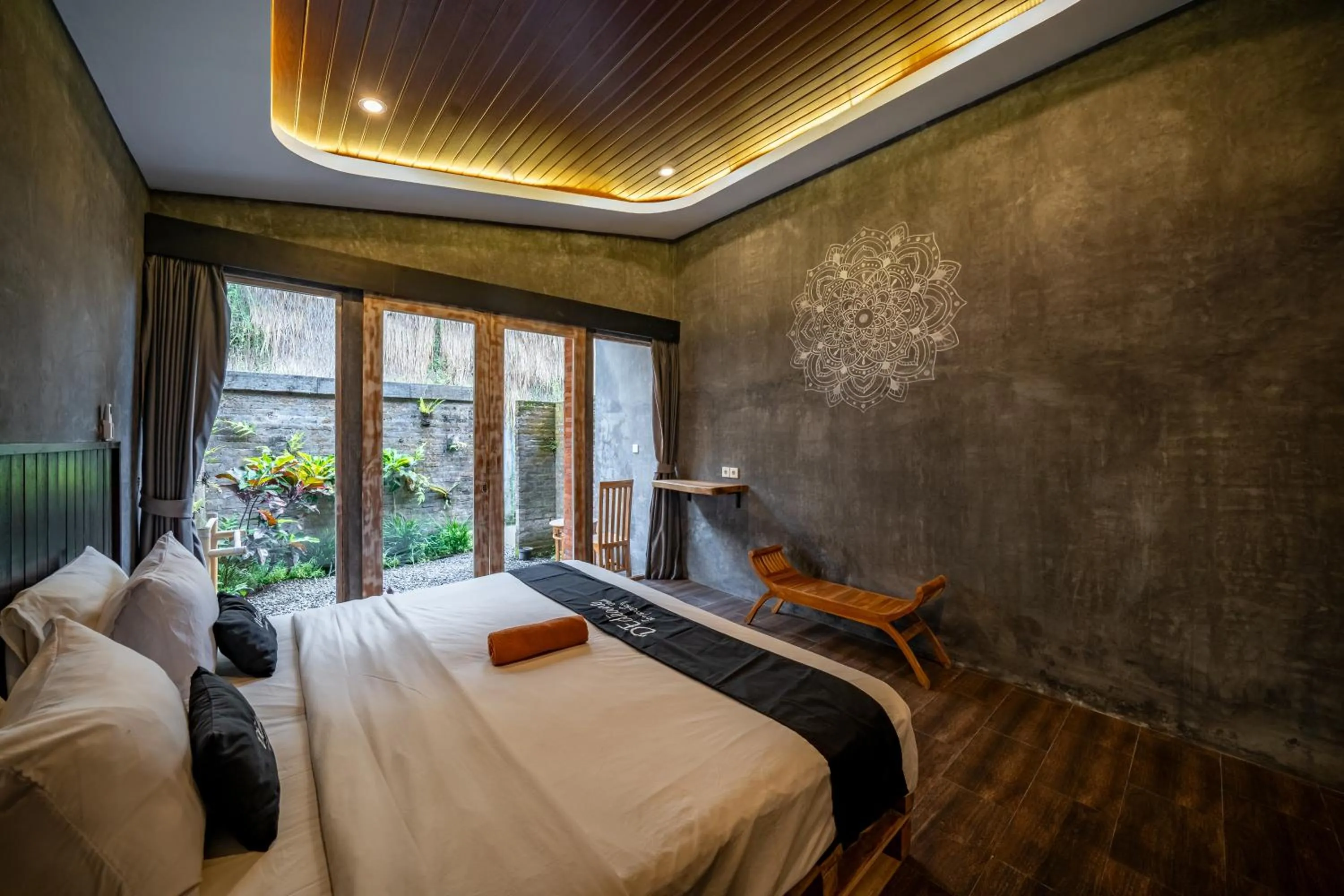 Bed in Dedeane Hotel & Yoga Retreat