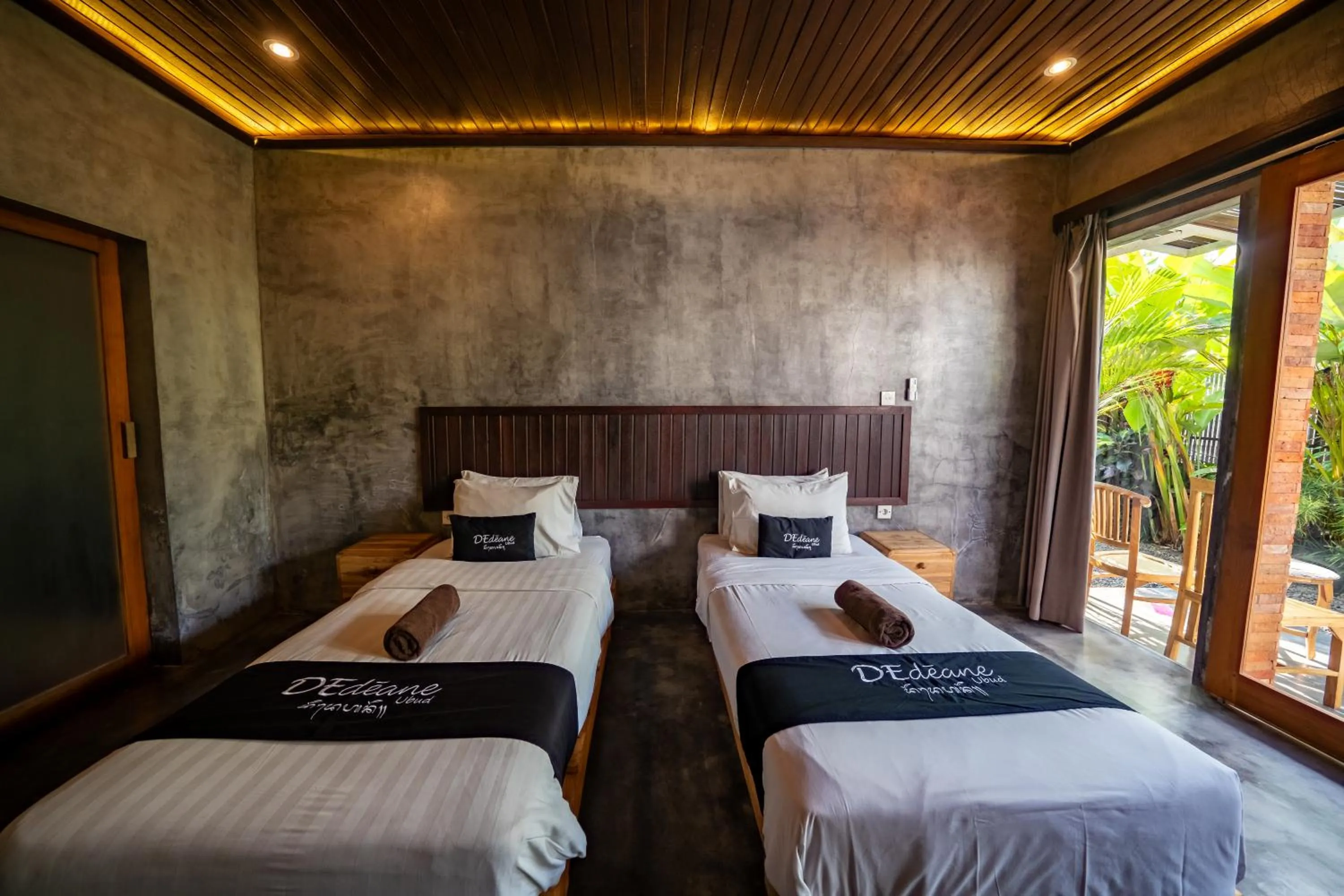 Bed in Dedeane Hotel & Yoga Retreat