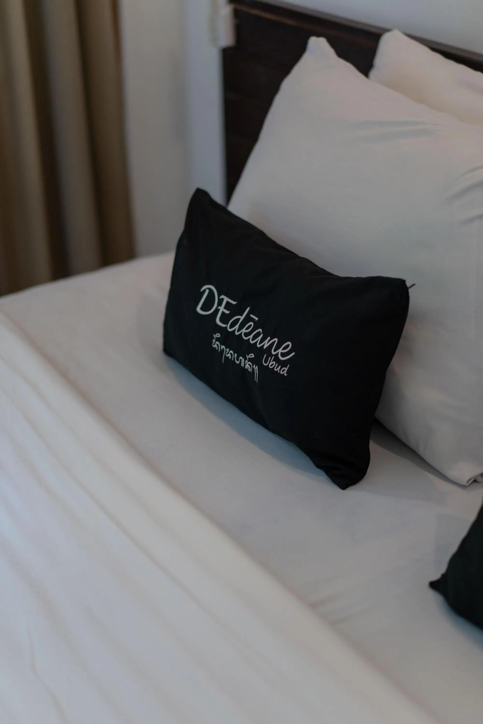 Bed in Dedeane Hotel & Yoga Retreat