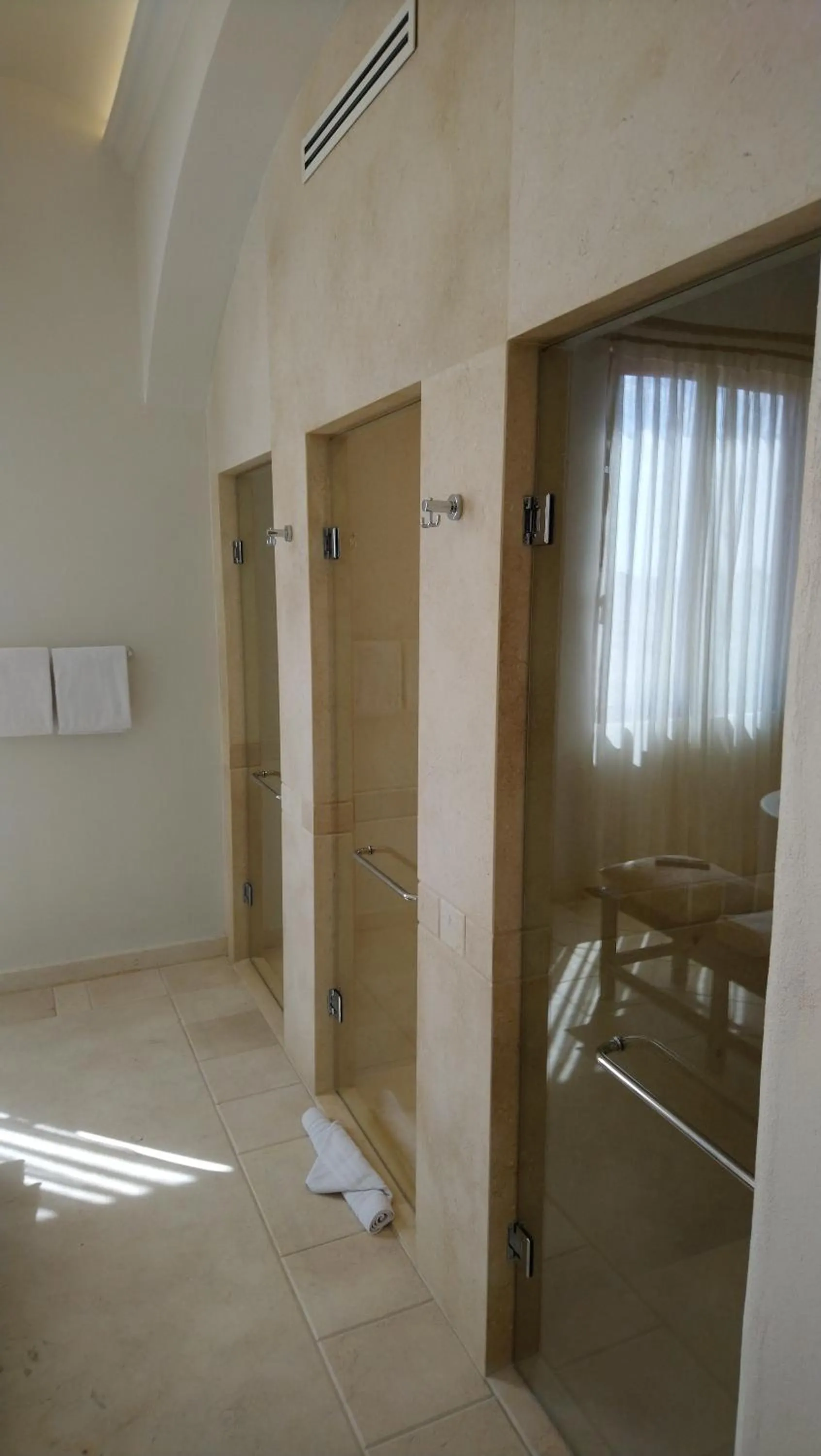 Bathroom in Villa Antigua