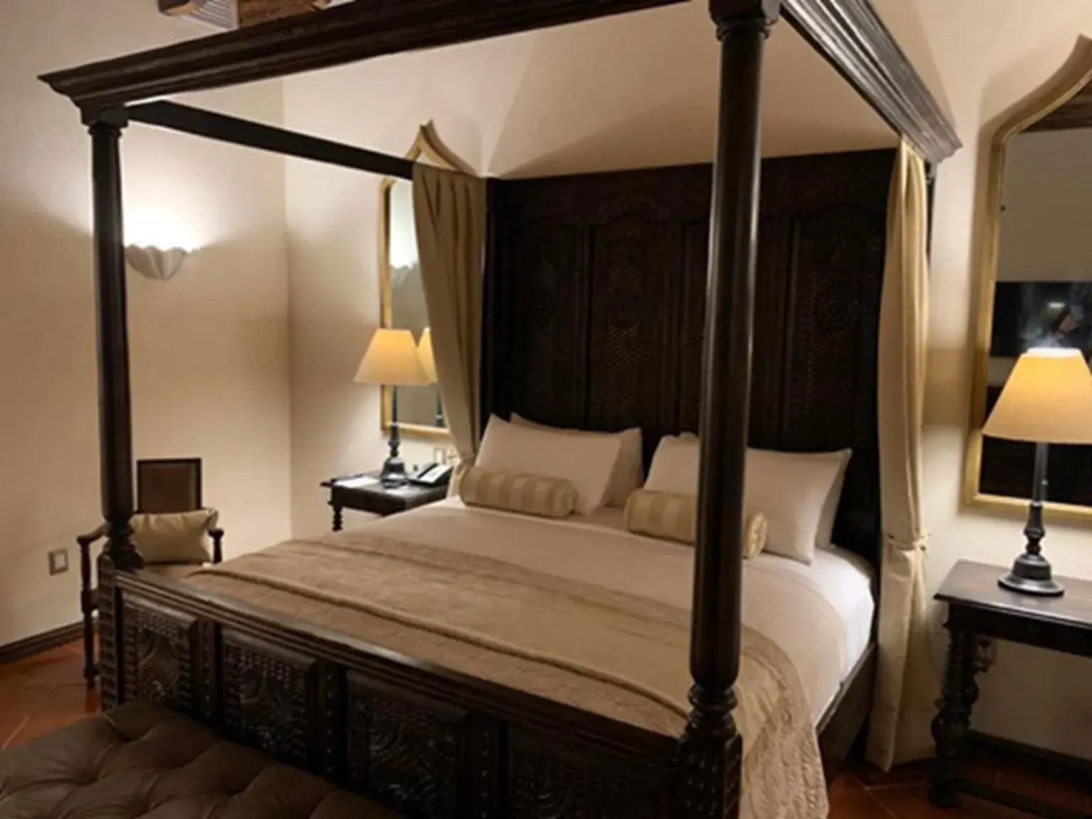 King Suite with Spa Bath in Villa Antigua King Suite with Spa Bath in Villa Antigua