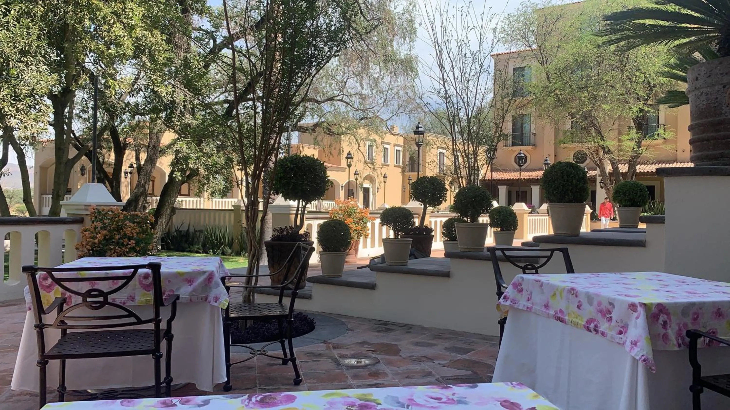 Property building in Villa Antigua