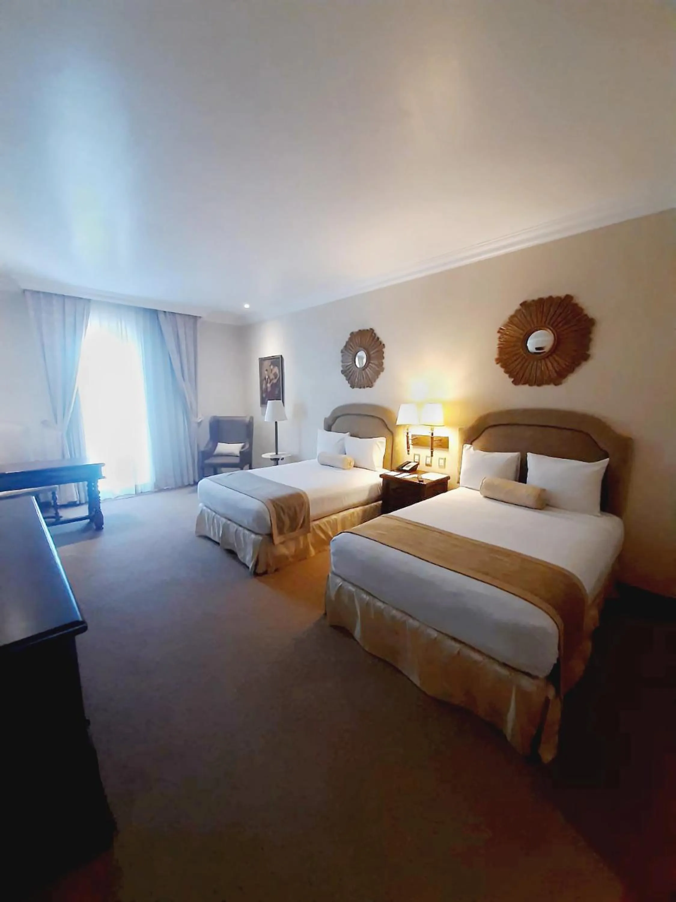 Photo of the whole room, Bed in Villa Antigua