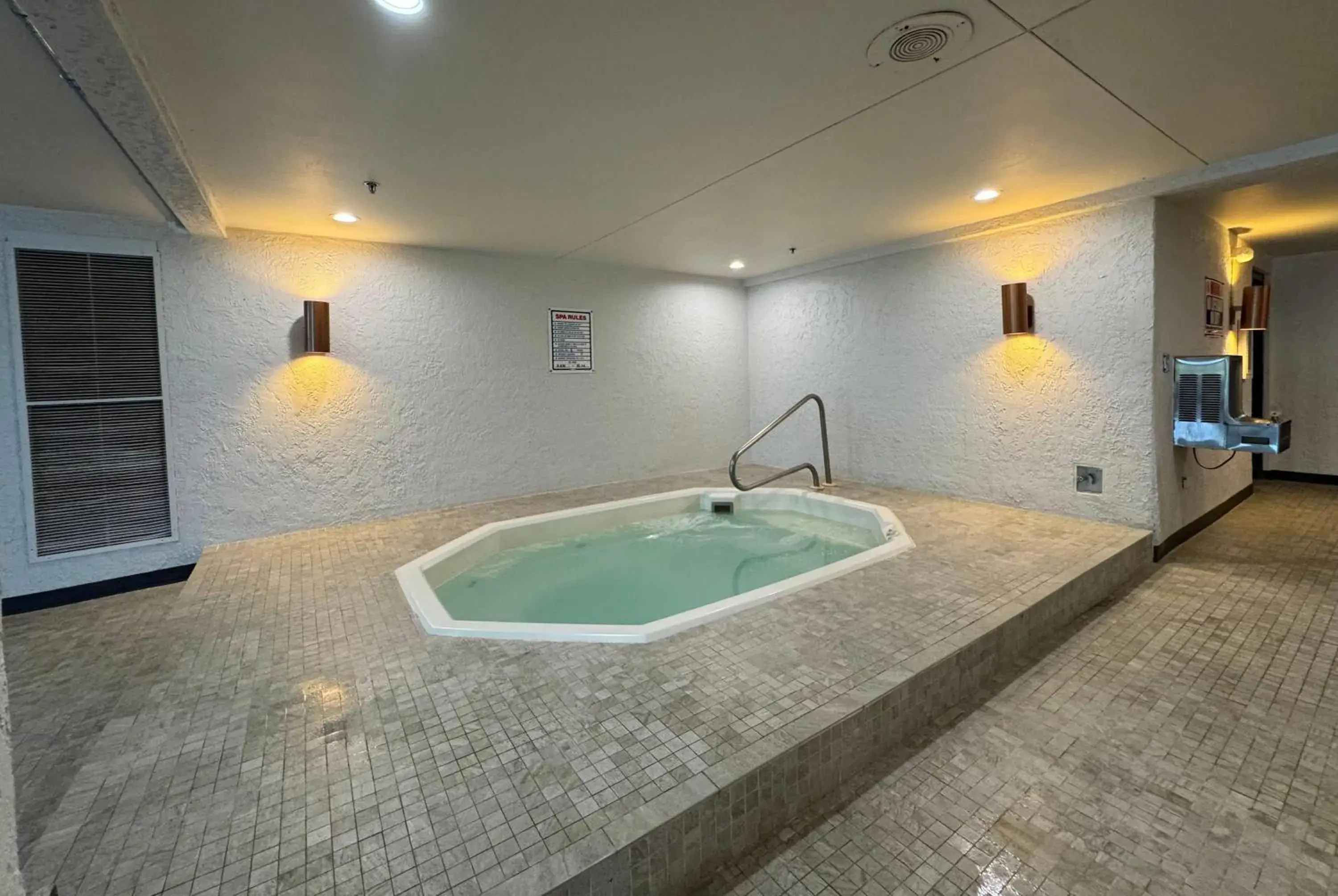 Pool view in Chateau Hotel and Conference Center Pool view in Chateau Hotel and Conference Center