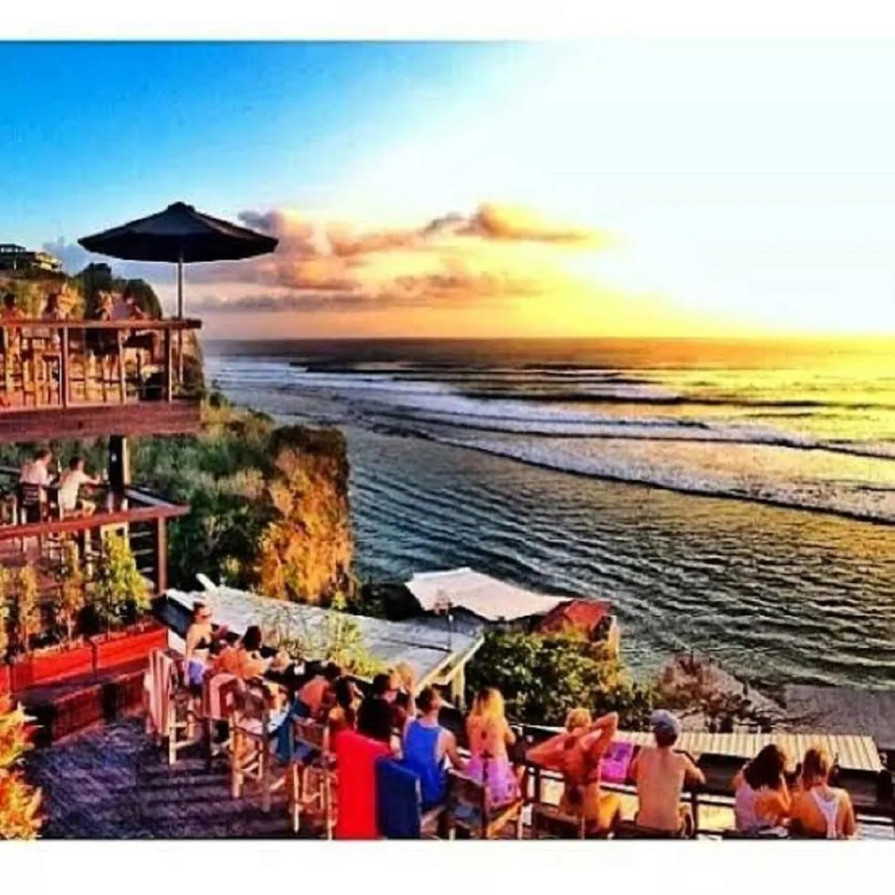 Sunset in Bali Bobo Hostel