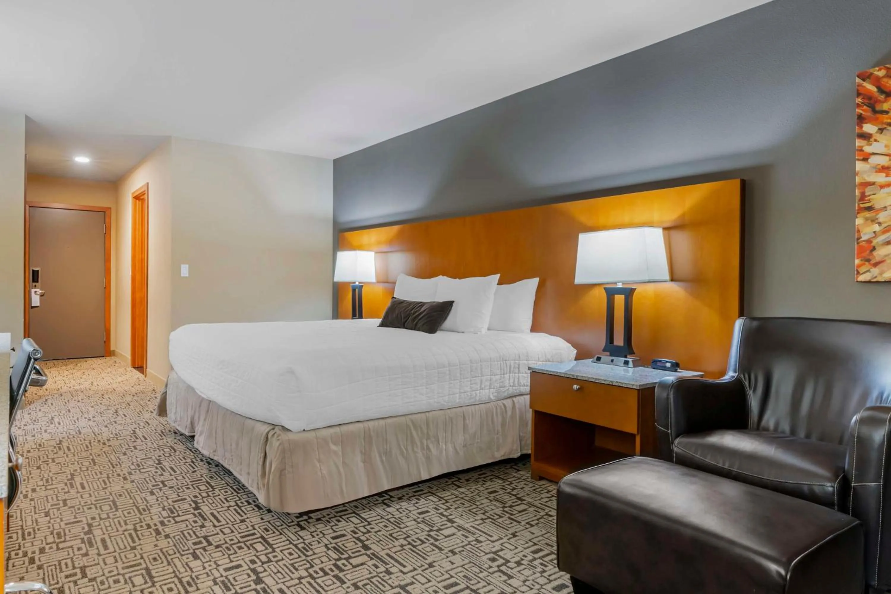 Bedroom, Bed in BW Premier Collection, Mt Hood Oregon Resort