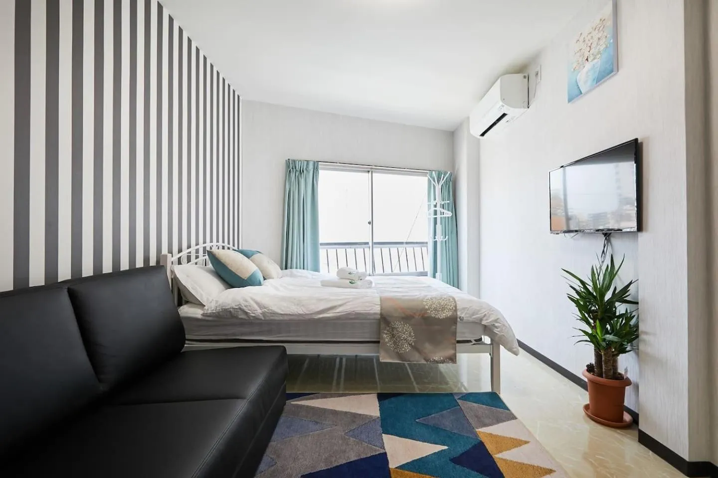 Bed in Mitsuba Guest House