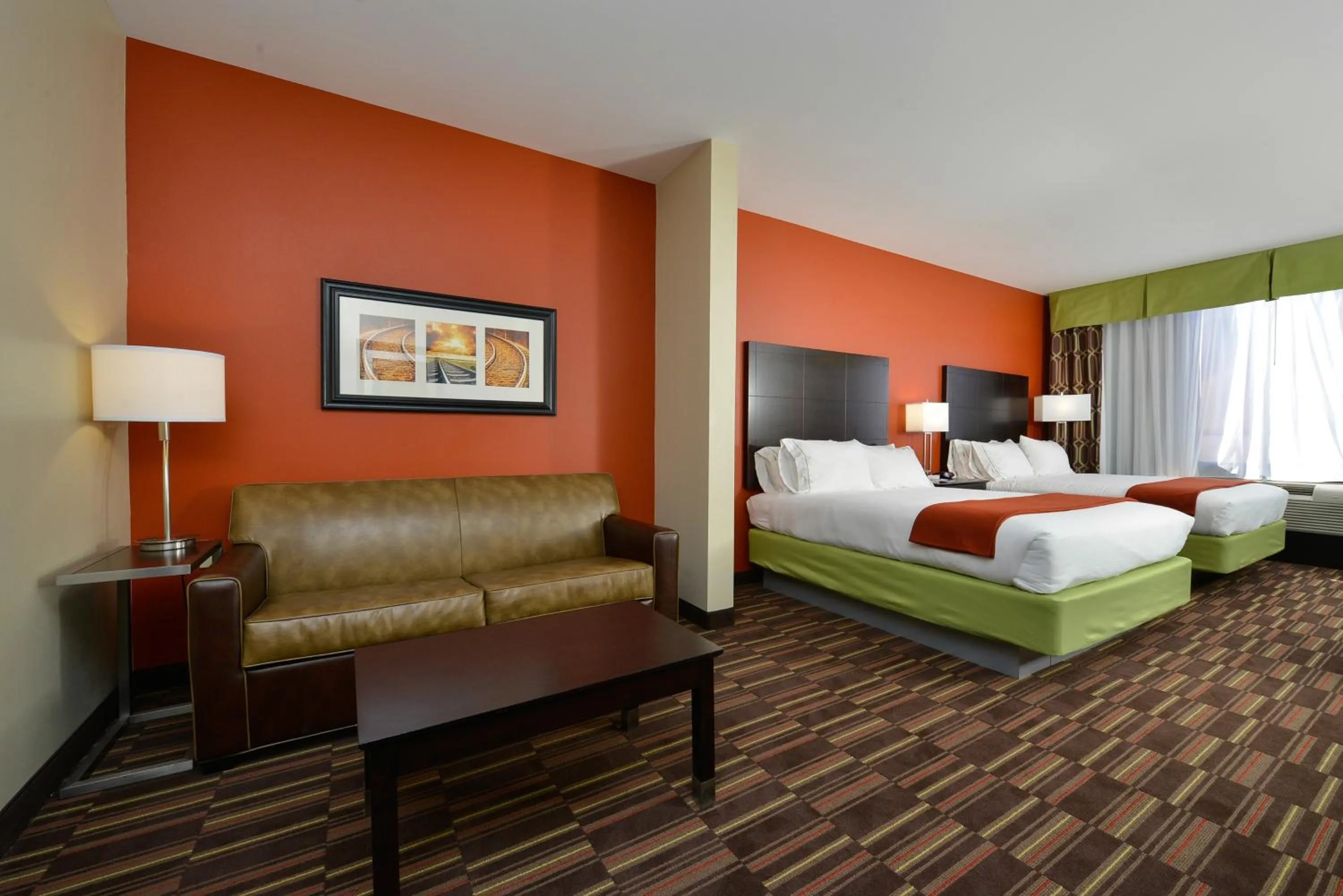 Photo of the whole room, Bed in Holiday Inn Express Alva by IHG