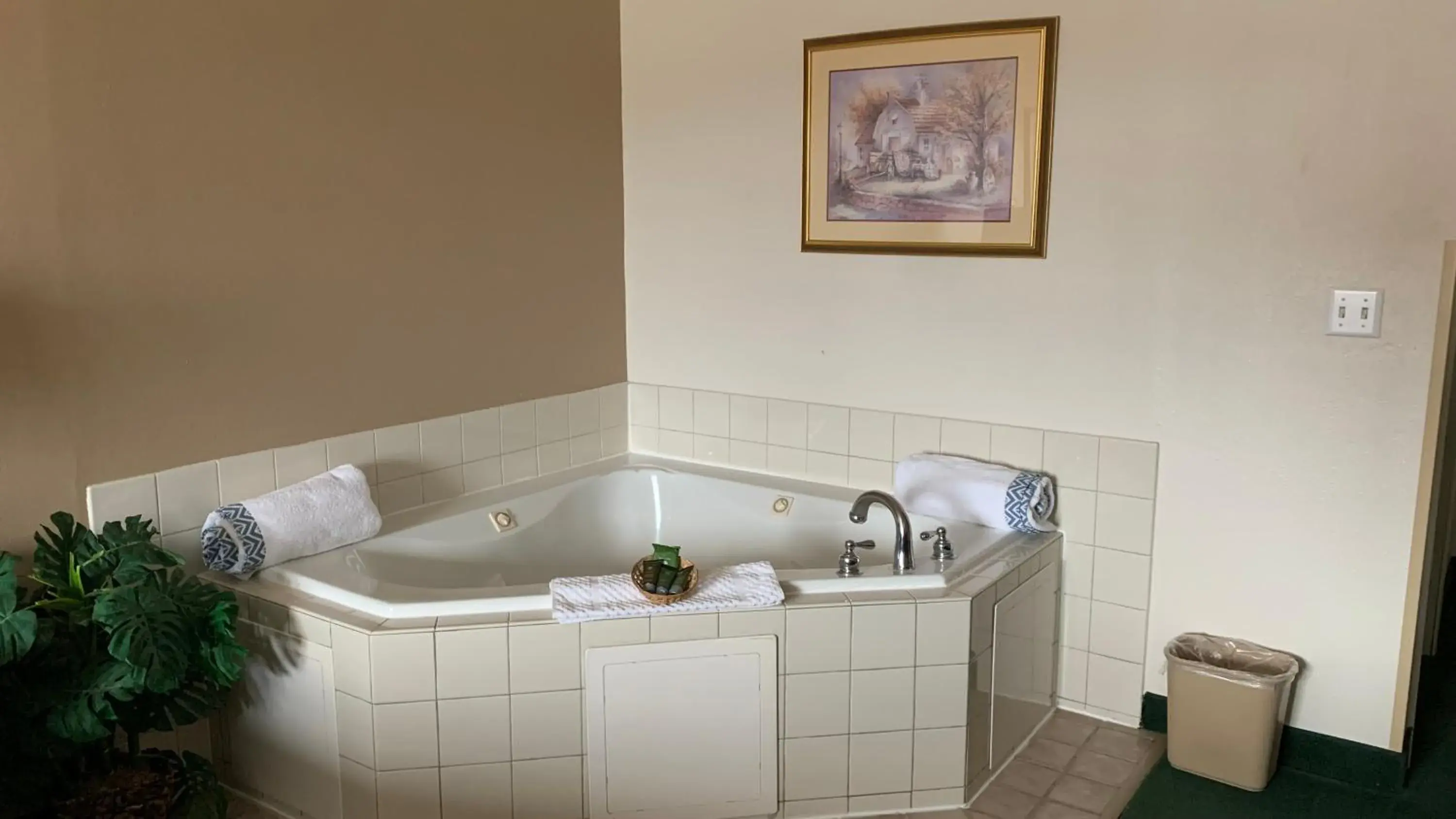 Hot Tub in Fairbridge Inn and Suites - Miles City Hot Tub in Fairbridge Inn and Suites - Miles City