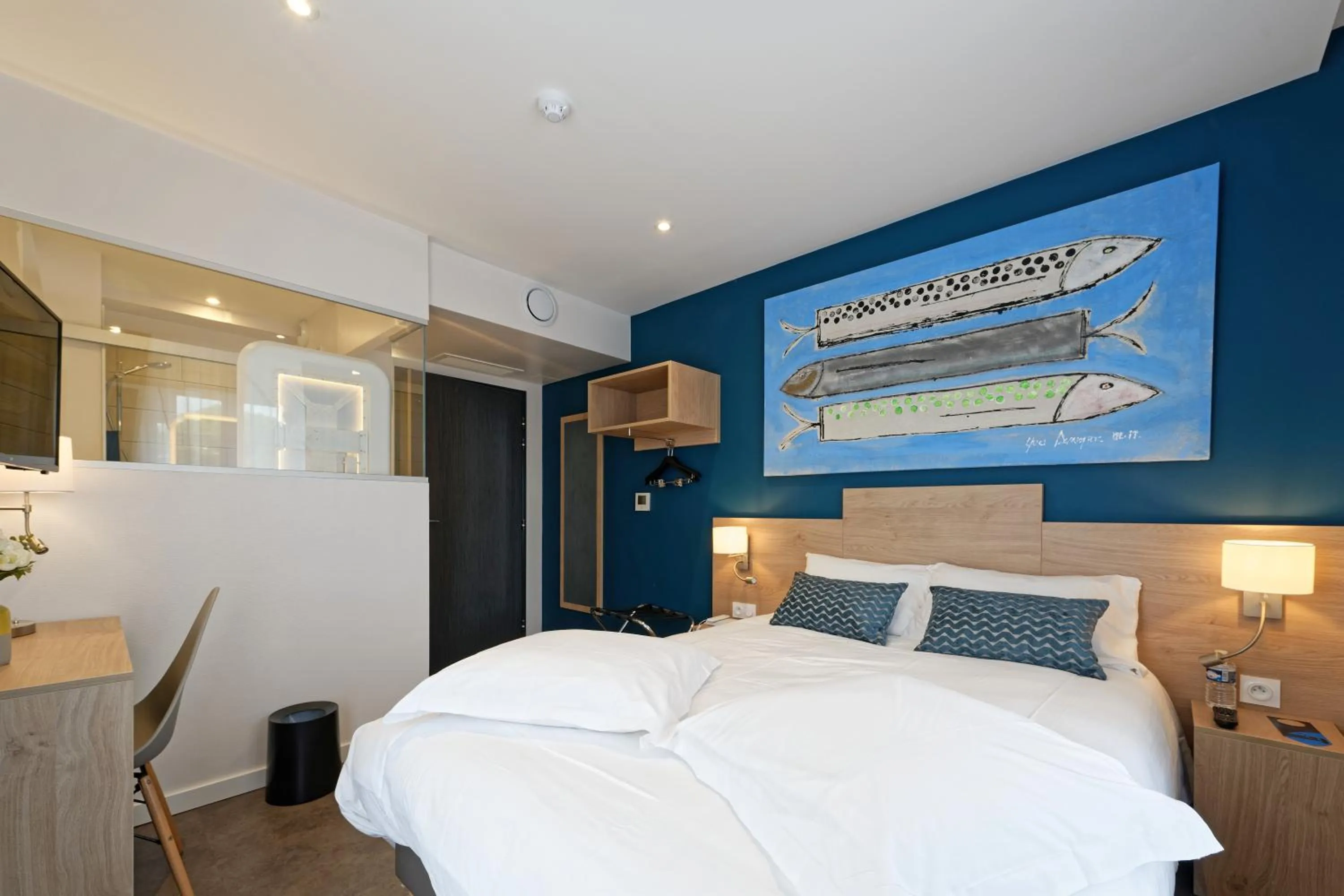 Bed in Contact Hôtel de la Gare et son restaurant Côte à Côte