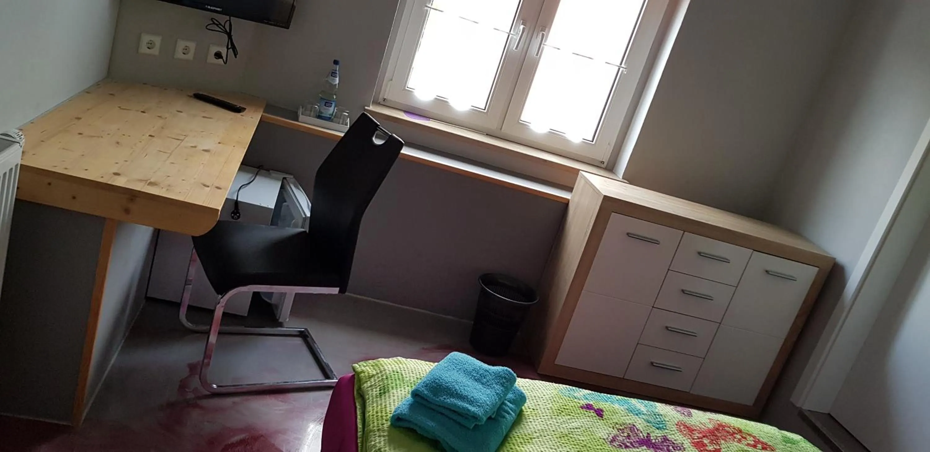 Bed in Bed and Breakfast Zeulenroda