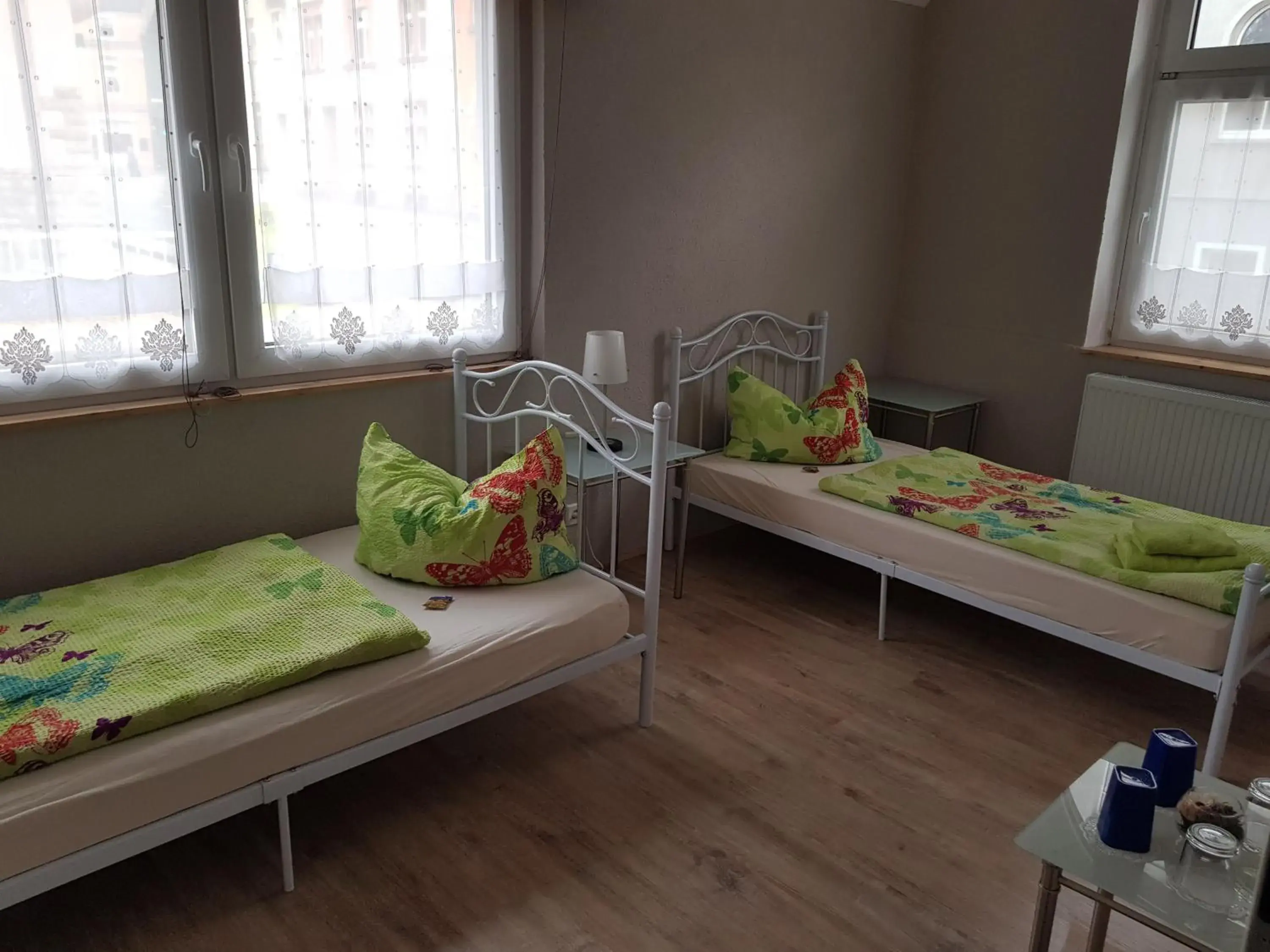 Triple Room in Bed and Breakfast Zeulenroda Triple Room in Bed and Breakfast Zeulenroda