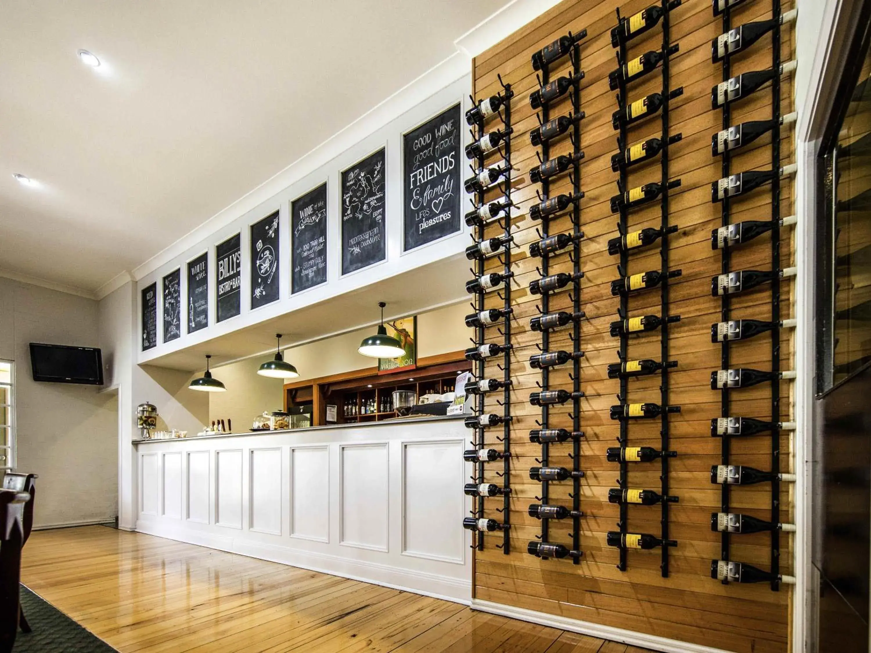 Restaurant/places to eat in Mercure Ballarat Hotel & Convention Centre Restaurant/places to eat in Mercure Ballarat Hotel & Convention Centre