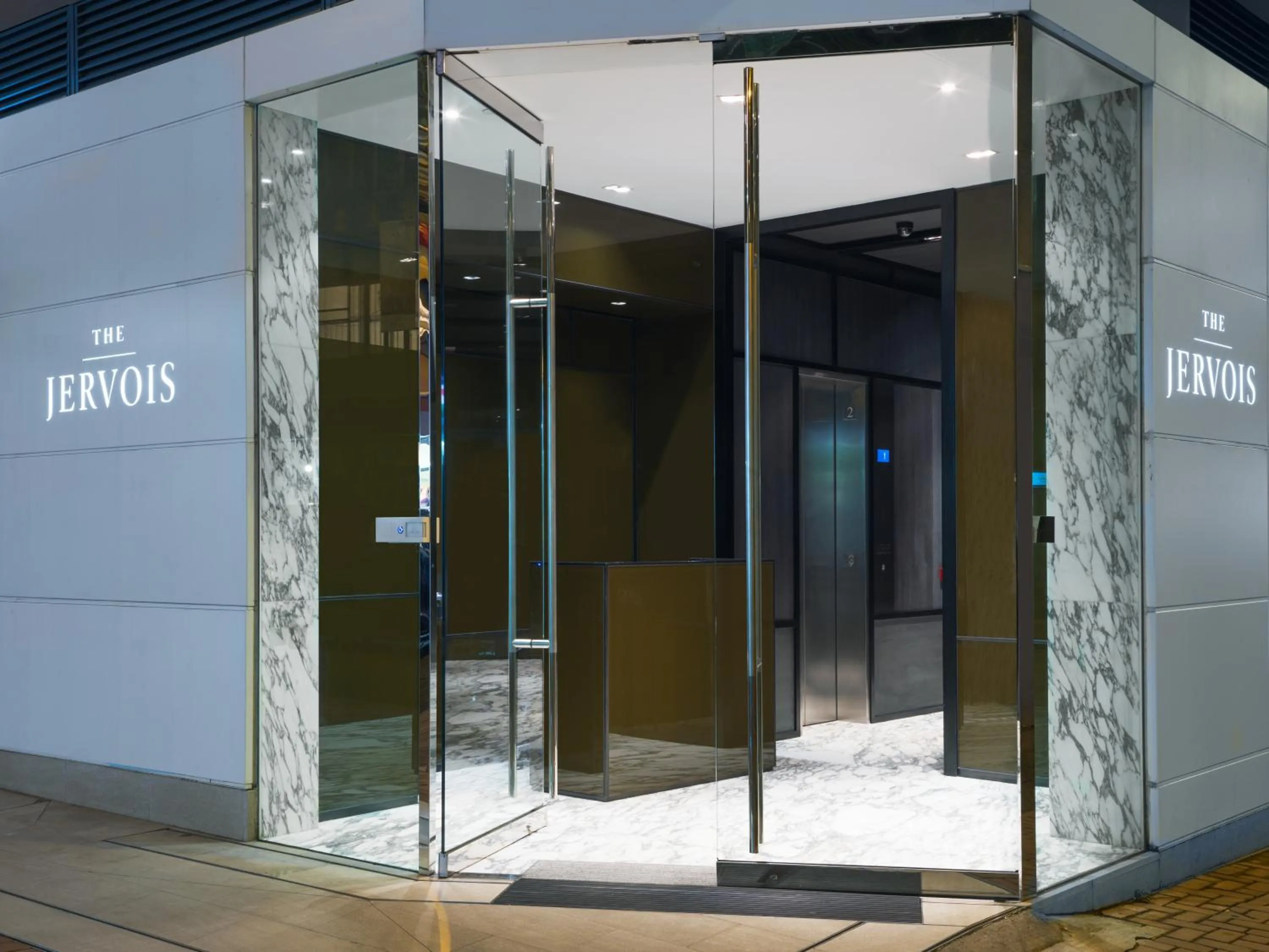 Facade/entrance in The Jervois