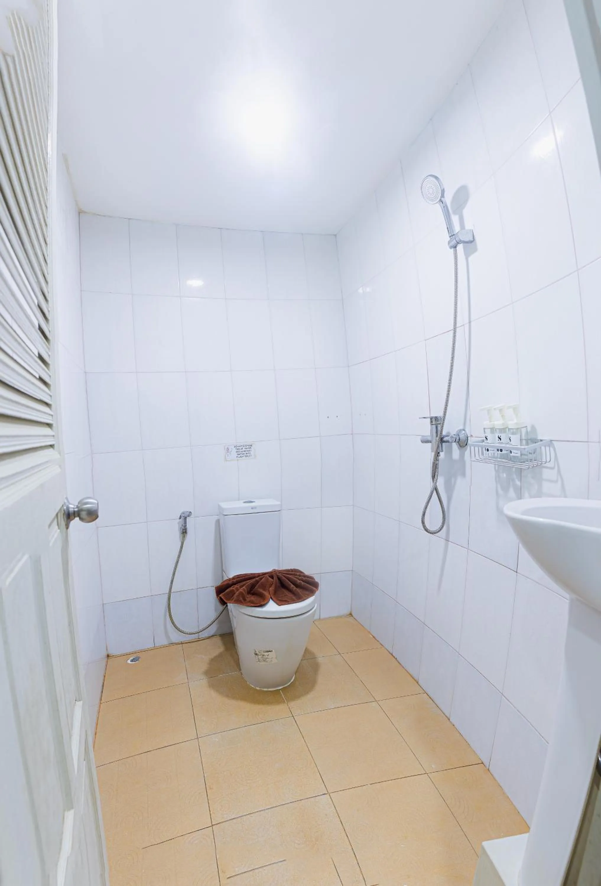 Bathroom in Silla Patong Boutique