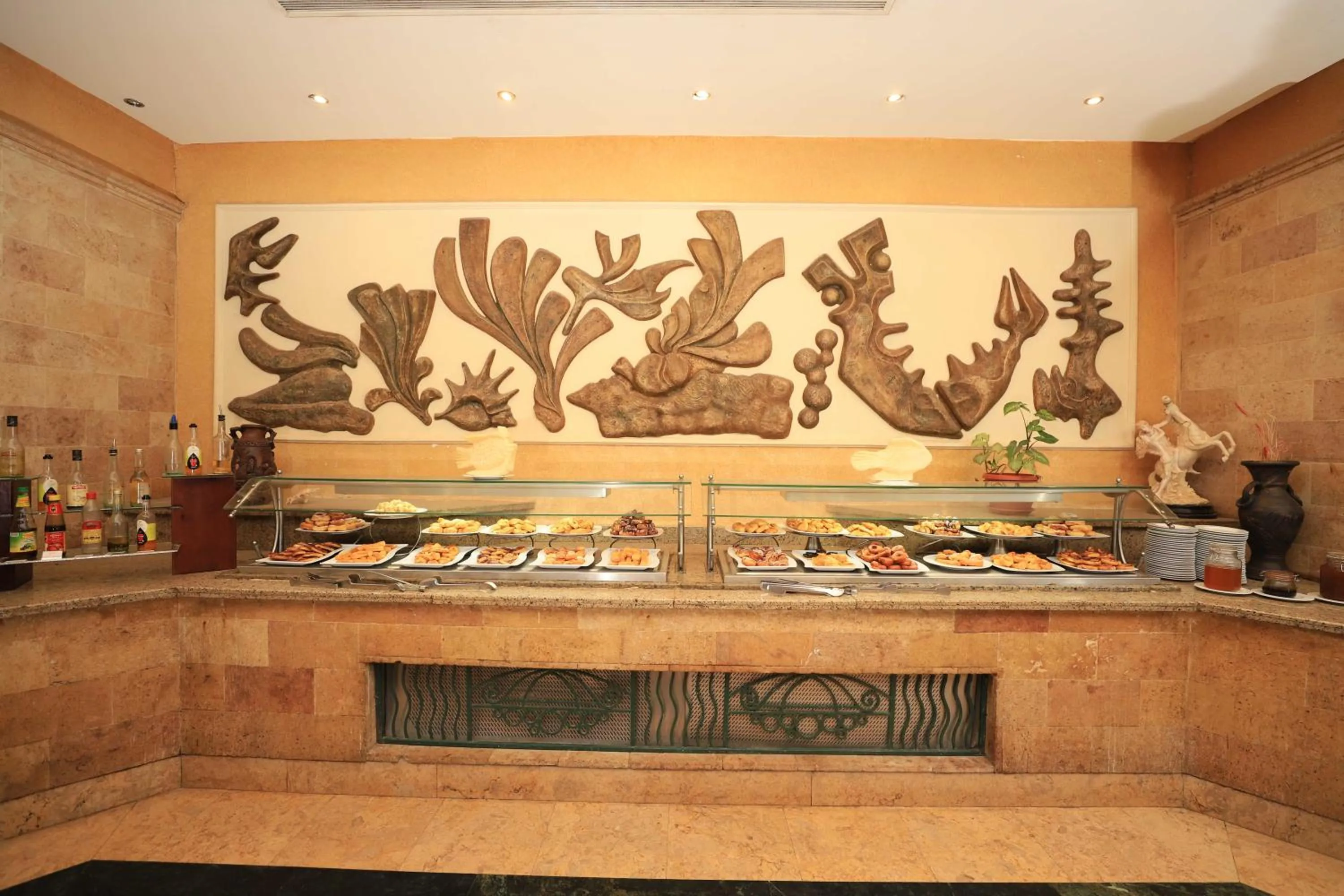 Restaurant/places to eat in Shams Safaga Resort