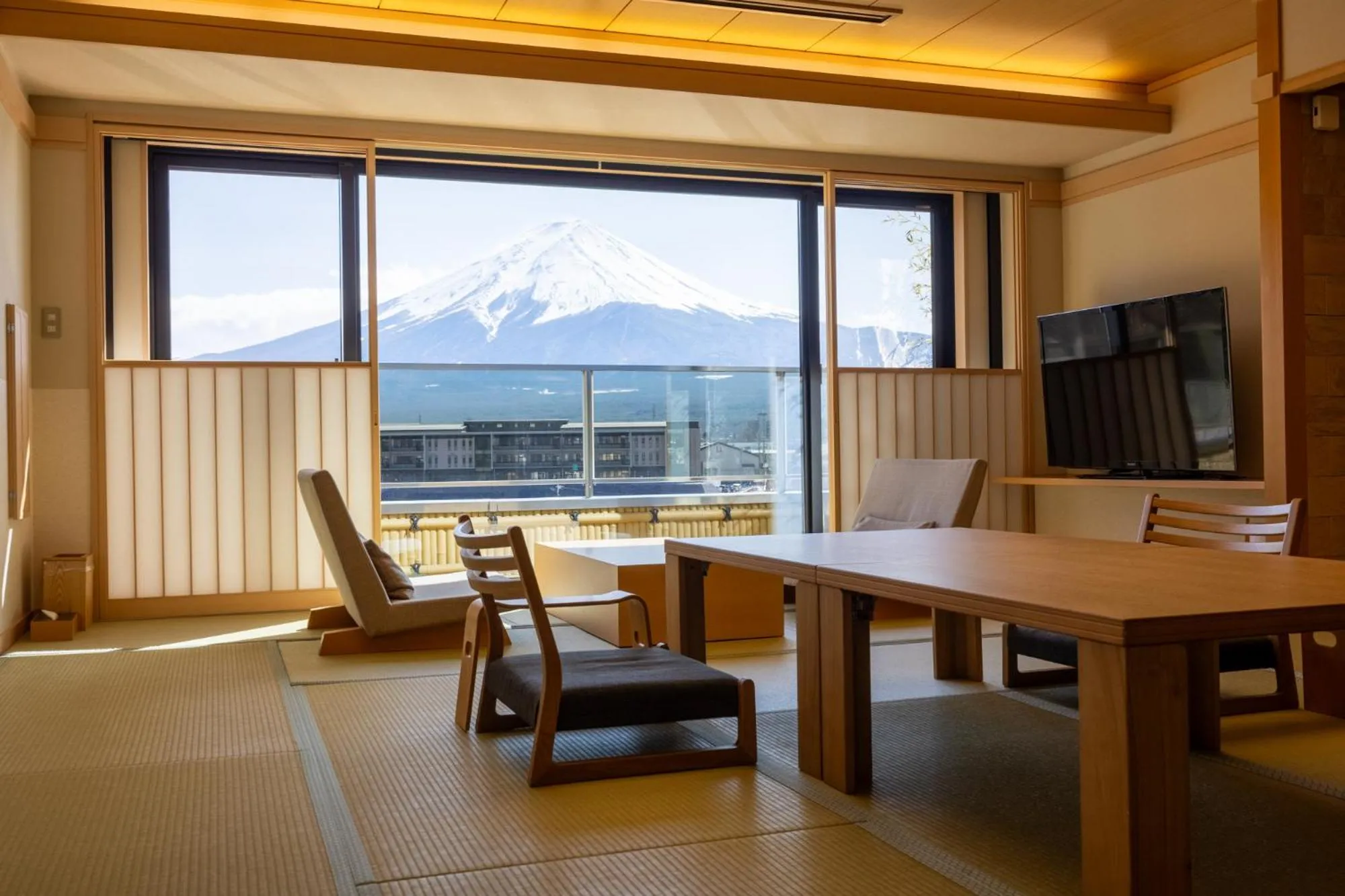 Living room in Fujikawaguchiko Onsen Konanso