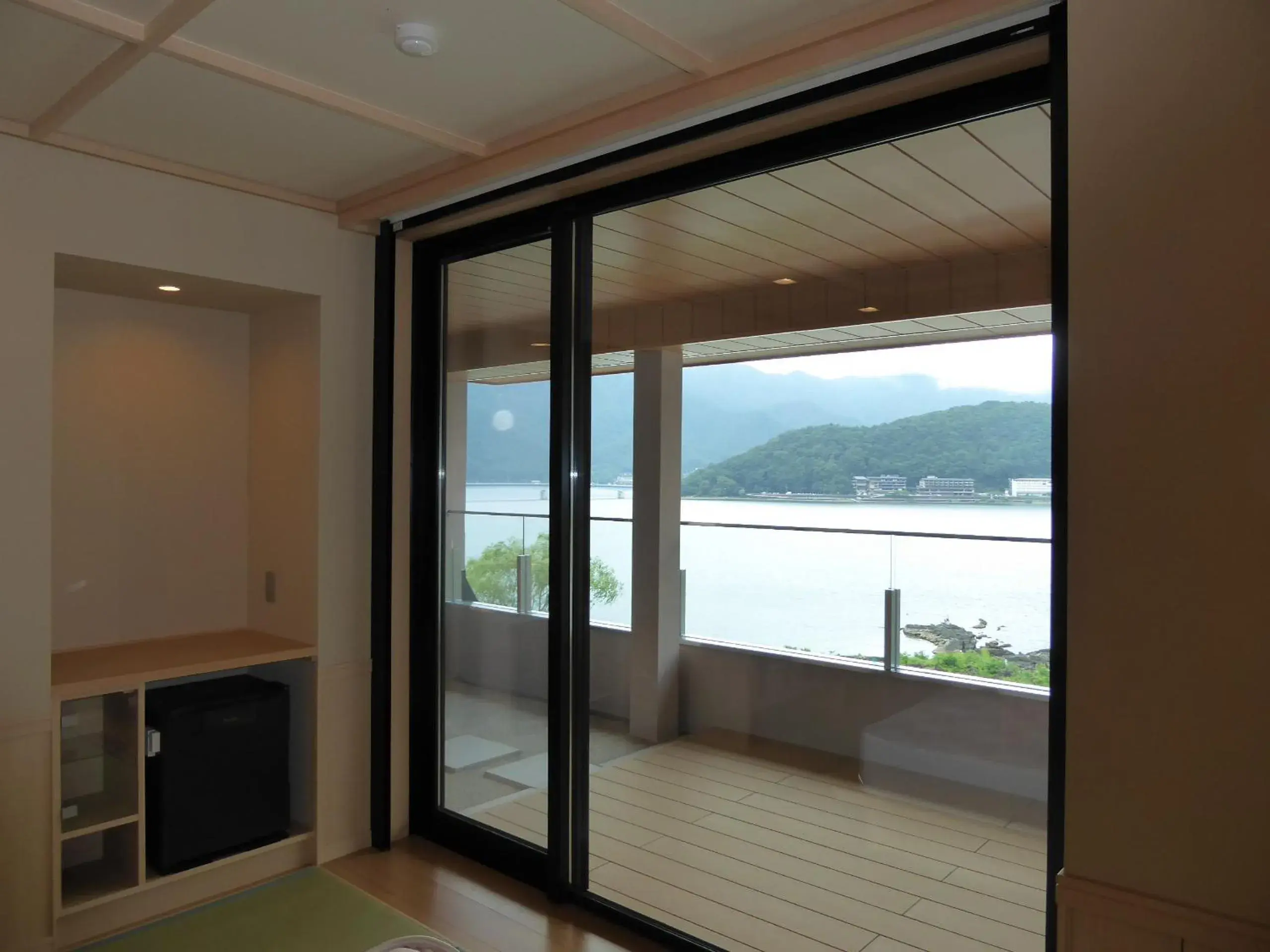 Lake view in Fujikawaguchiko Onsen Konanso Lake view in Fujikawaguchiko Onsen Konanso