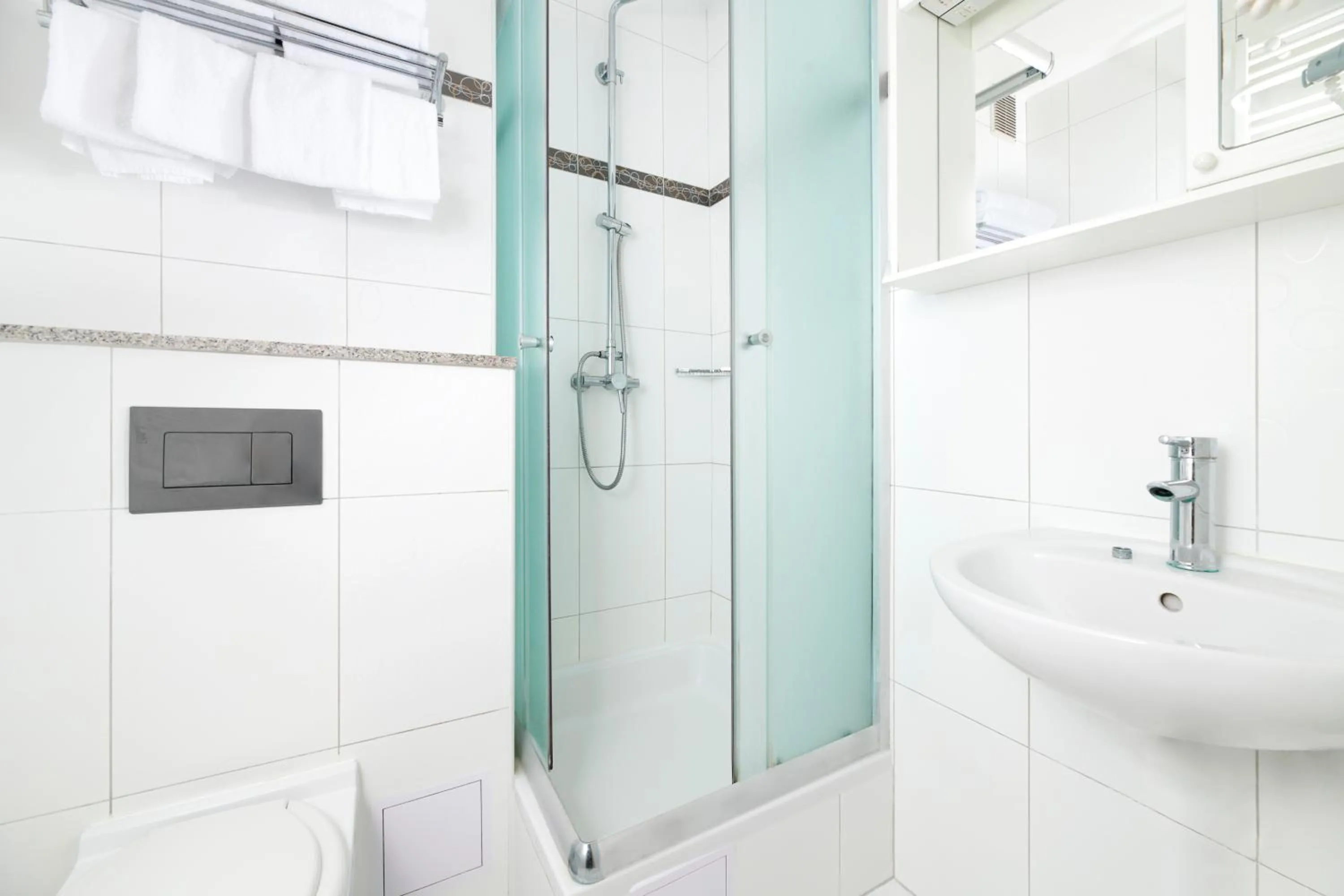 Shower in Magal Maradiso Hotel by Aminess