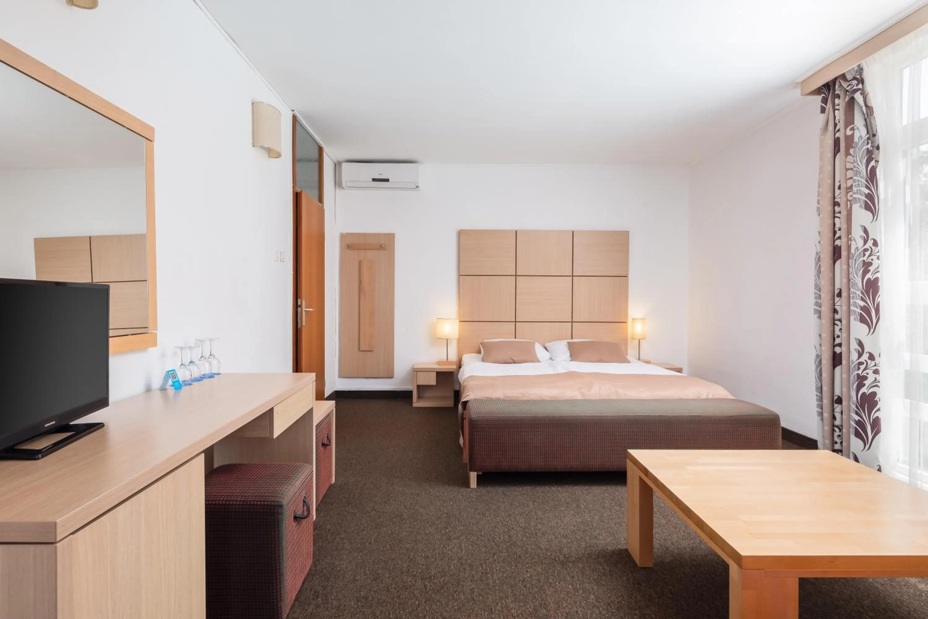 Bed in Magal Maradiso Hotel by Aminess